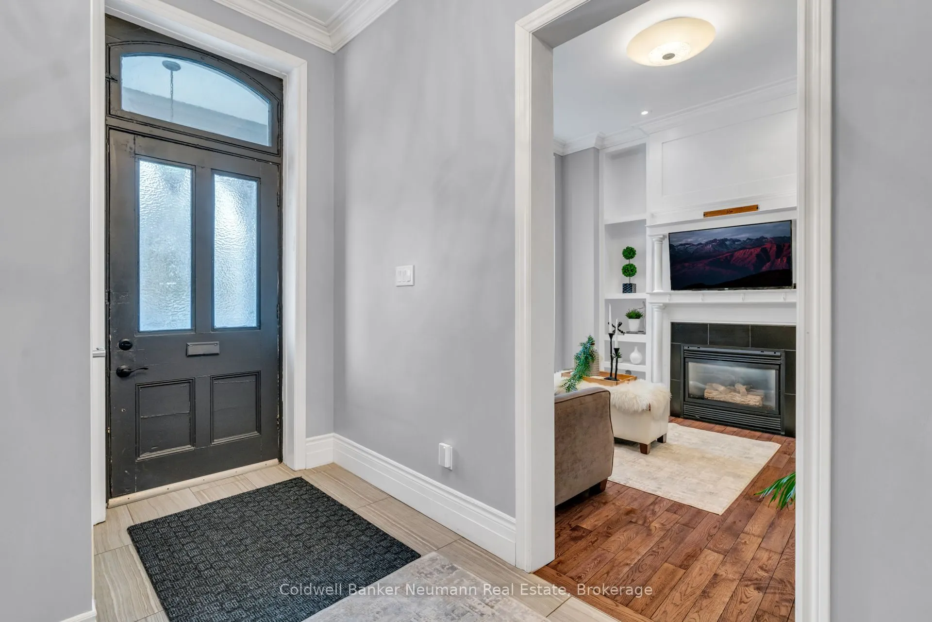 394 Woolwich Street