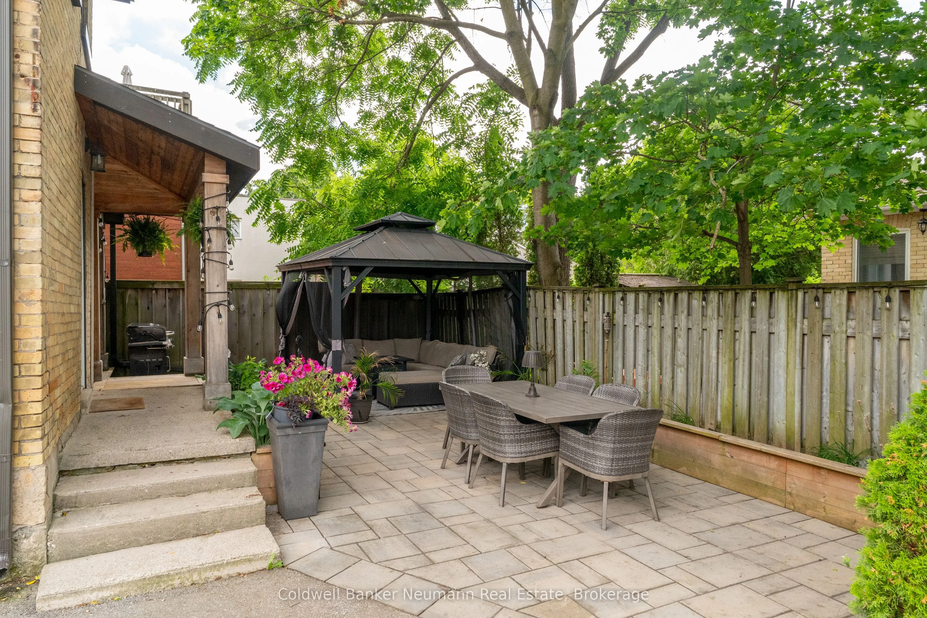 394 Woolwich Street