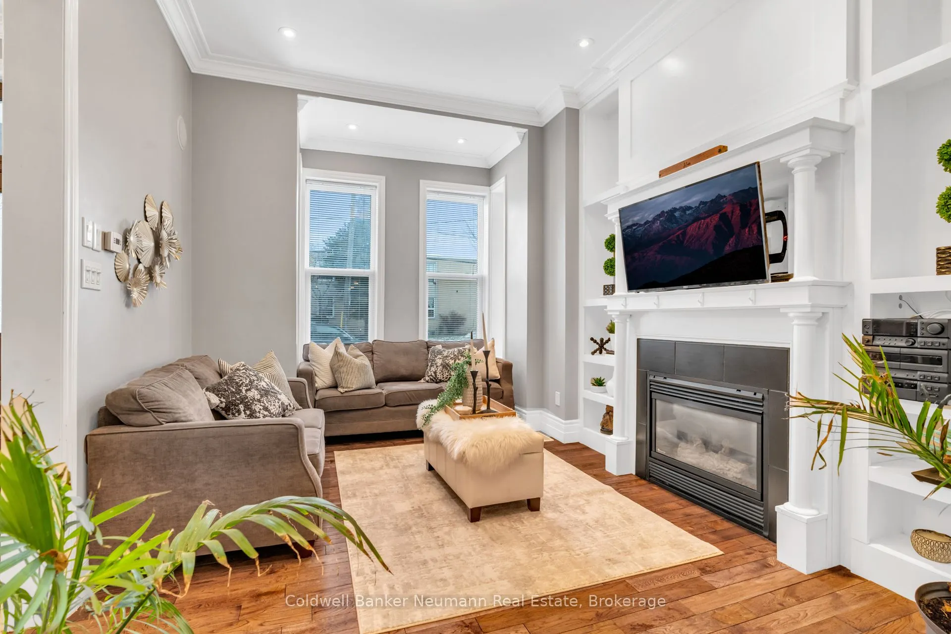 394 Woolwich Street
