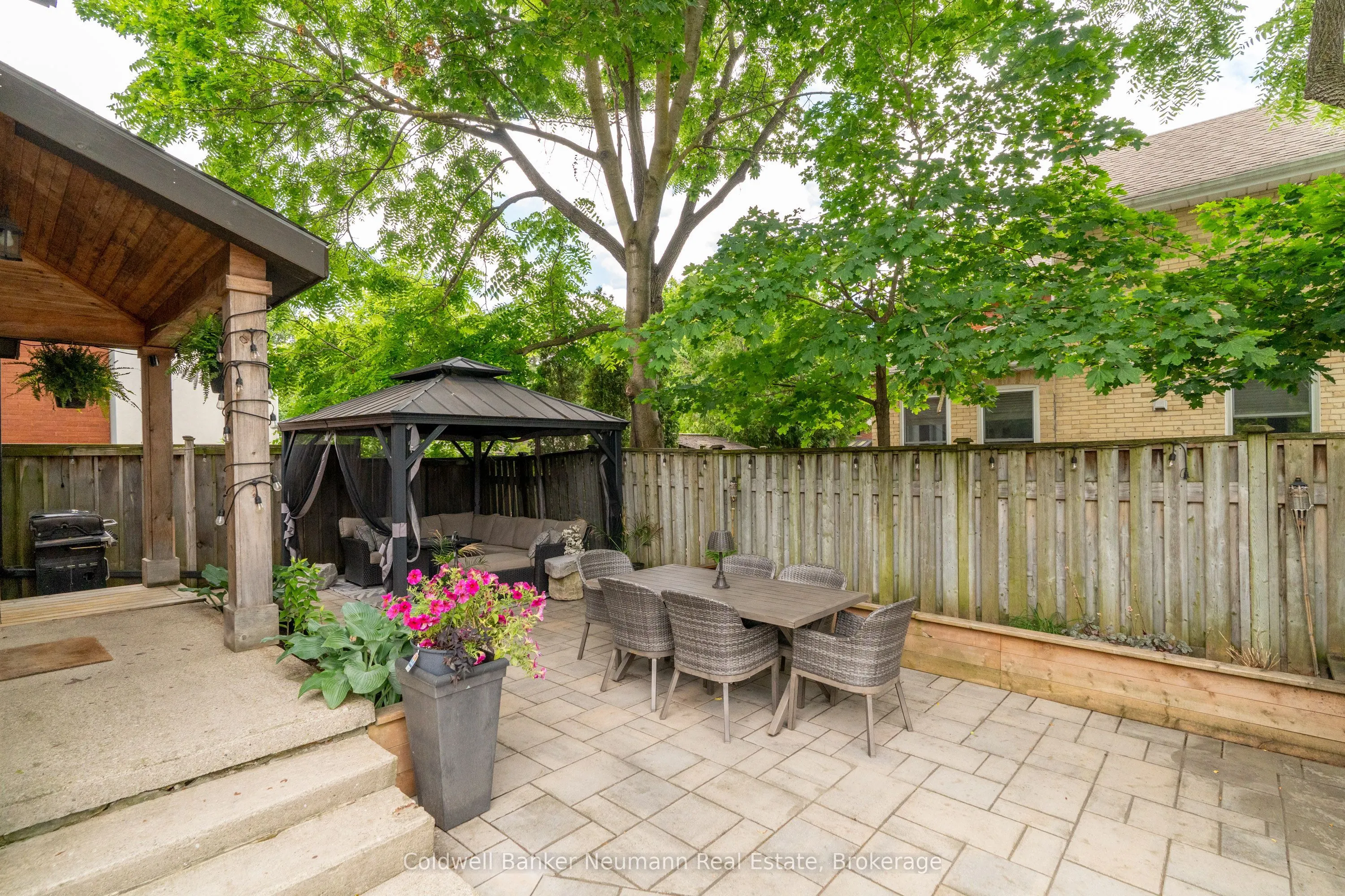 394 Woolwich Street