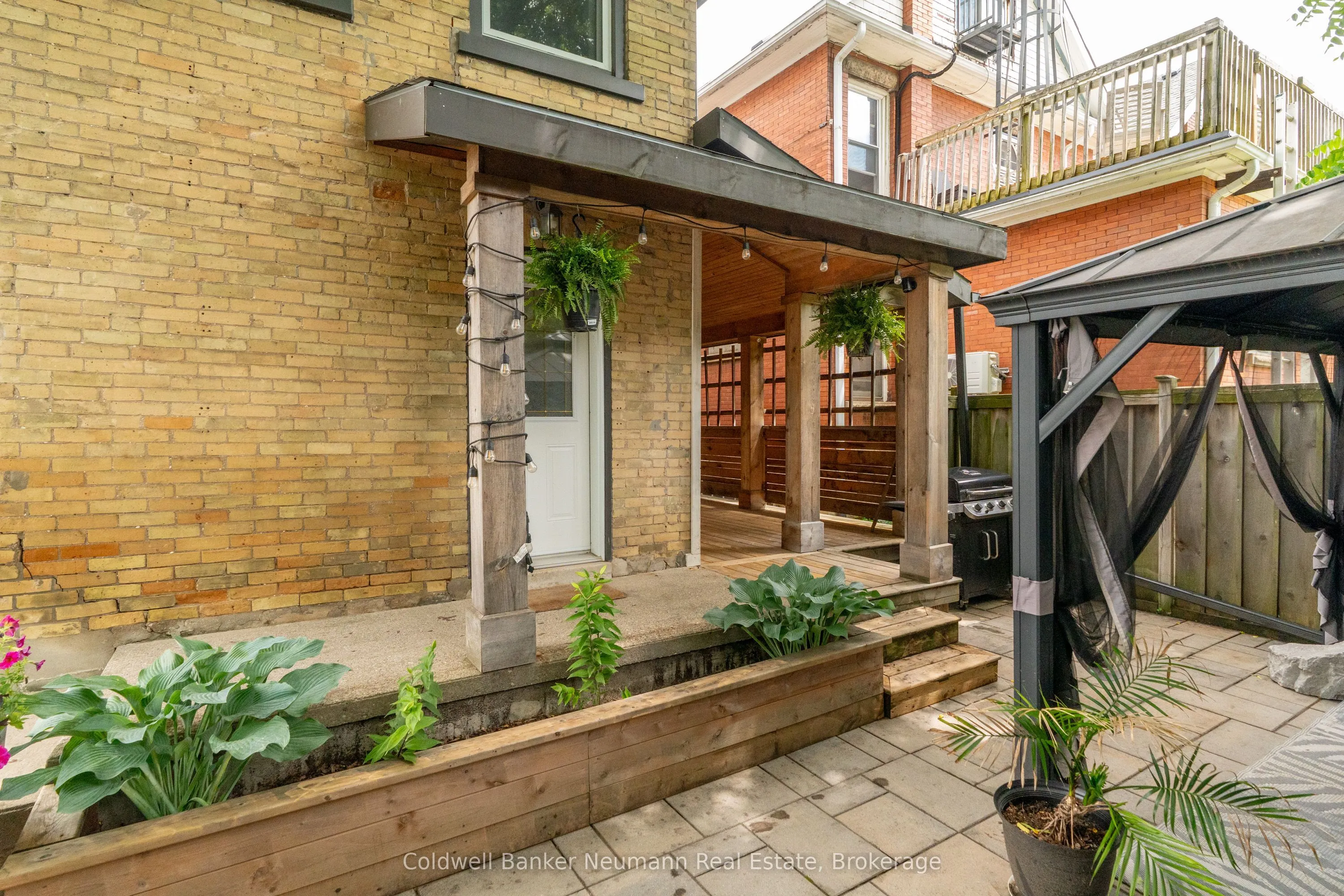 394 Woolwich Street