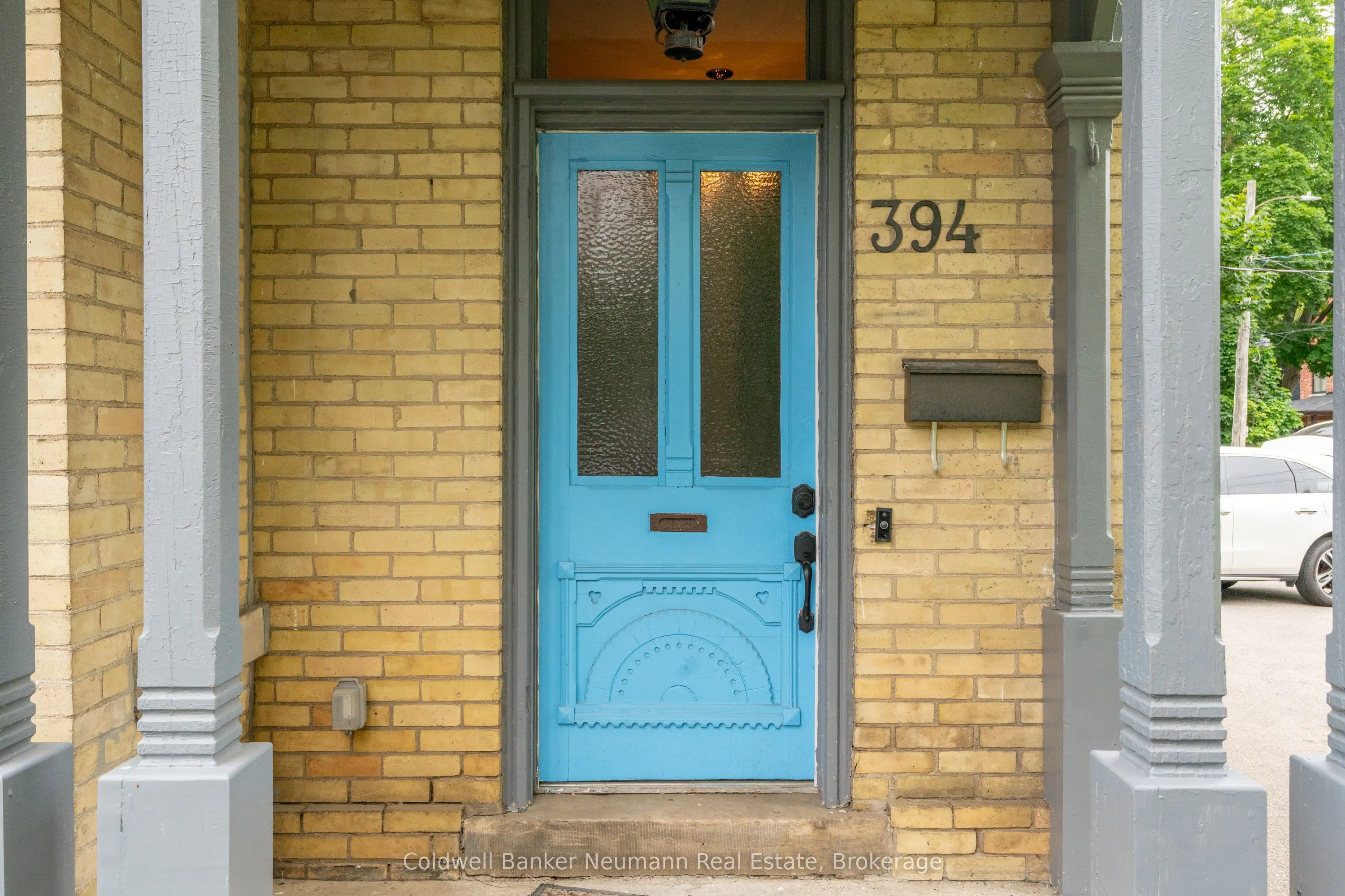 394 Woolwich Street