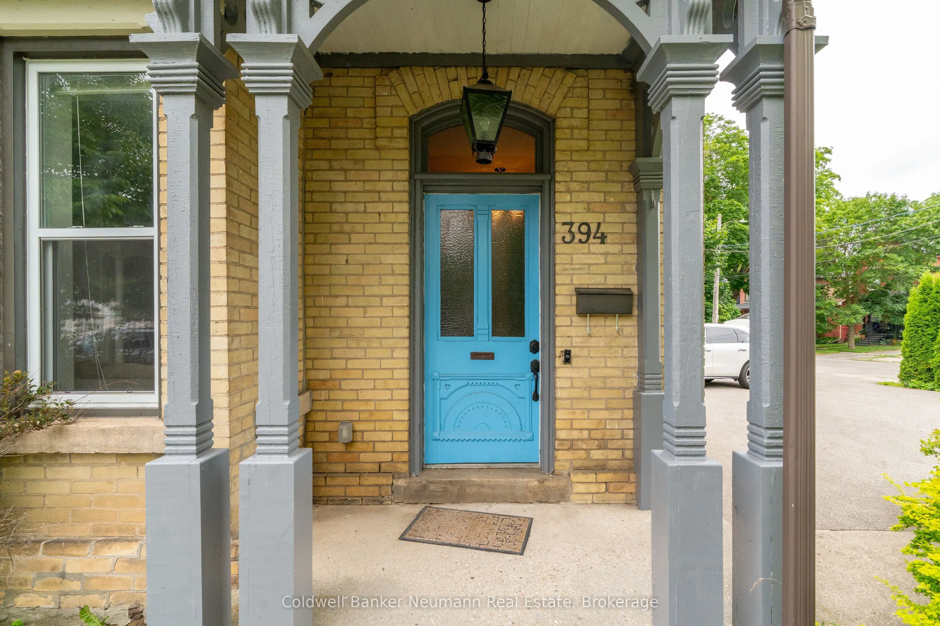 394 Woolwich Street