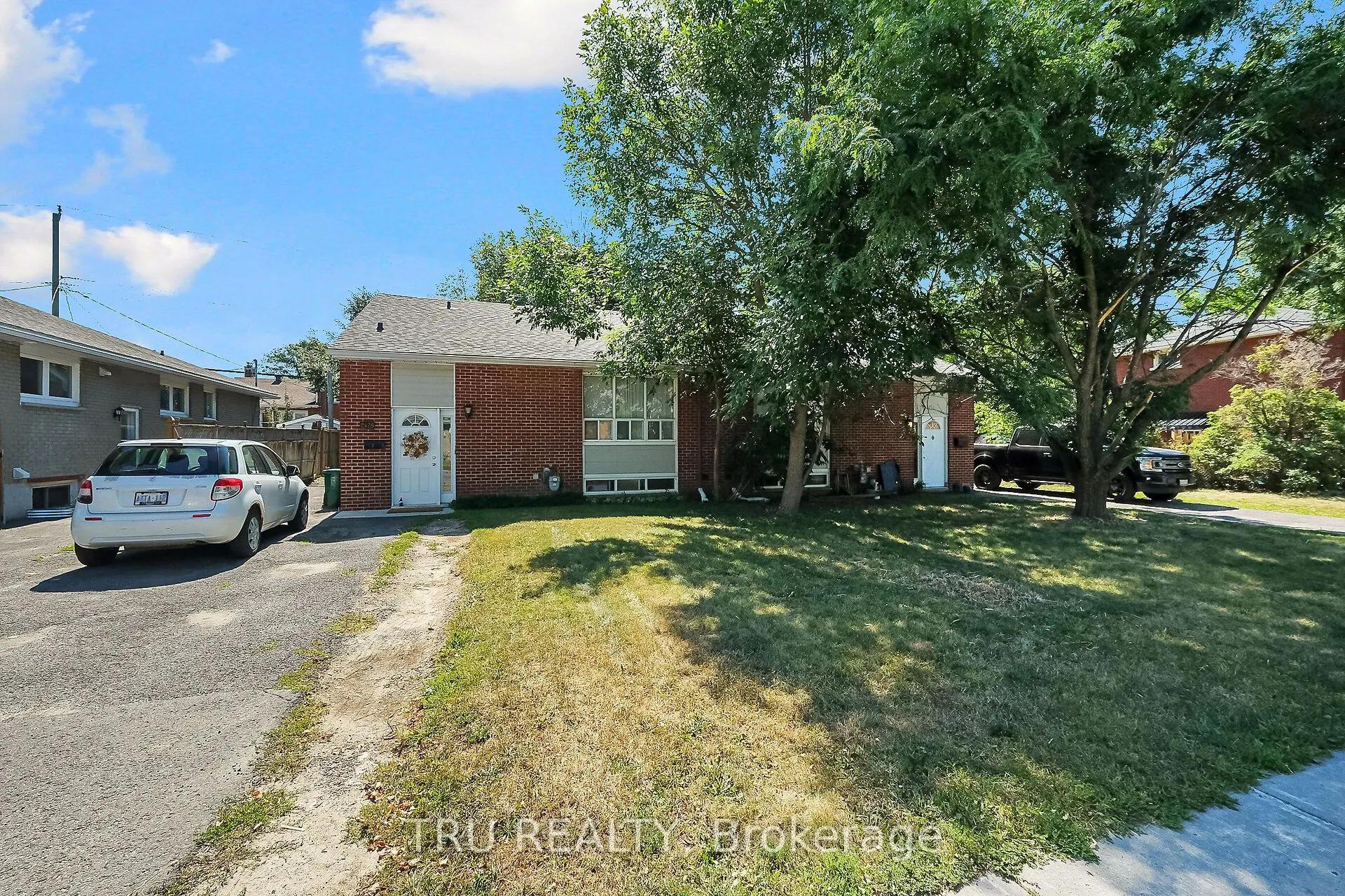 2428-2430 Iris Street