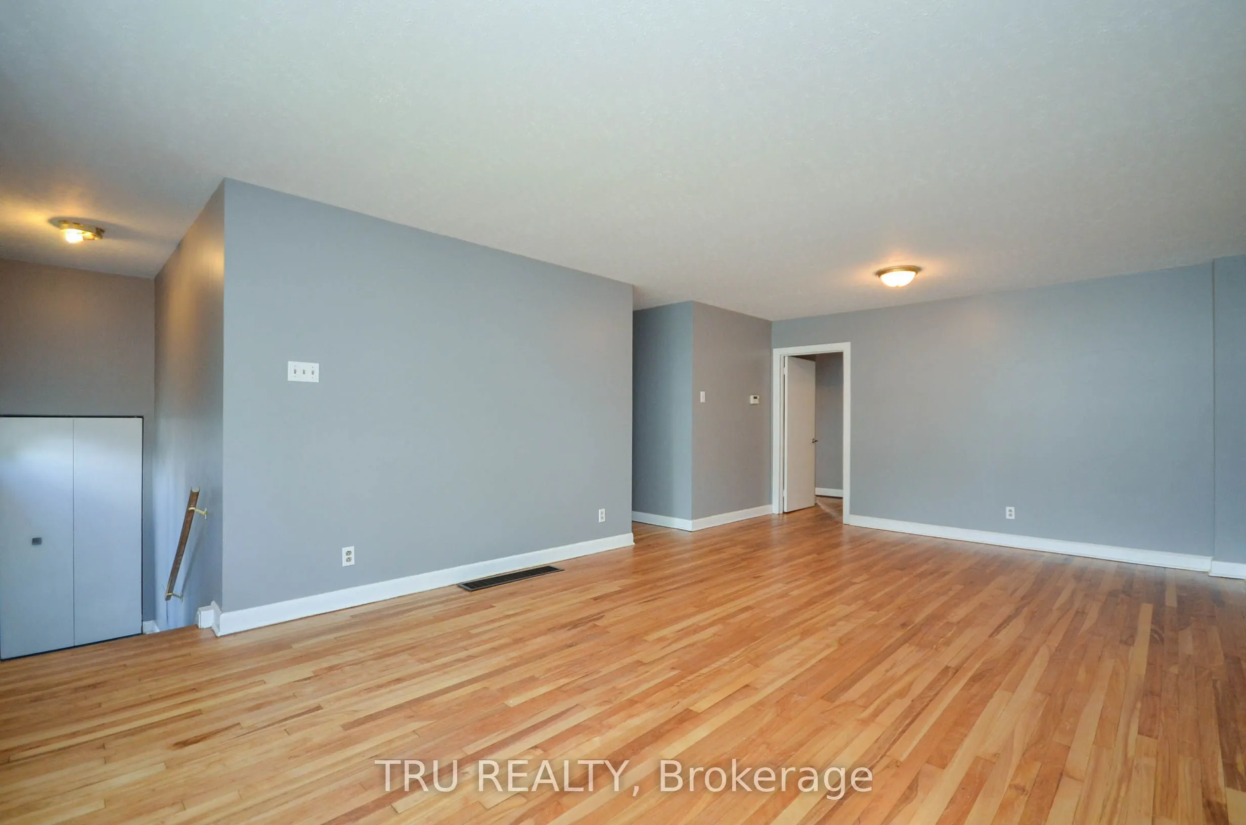 2428-2430 Iris Street