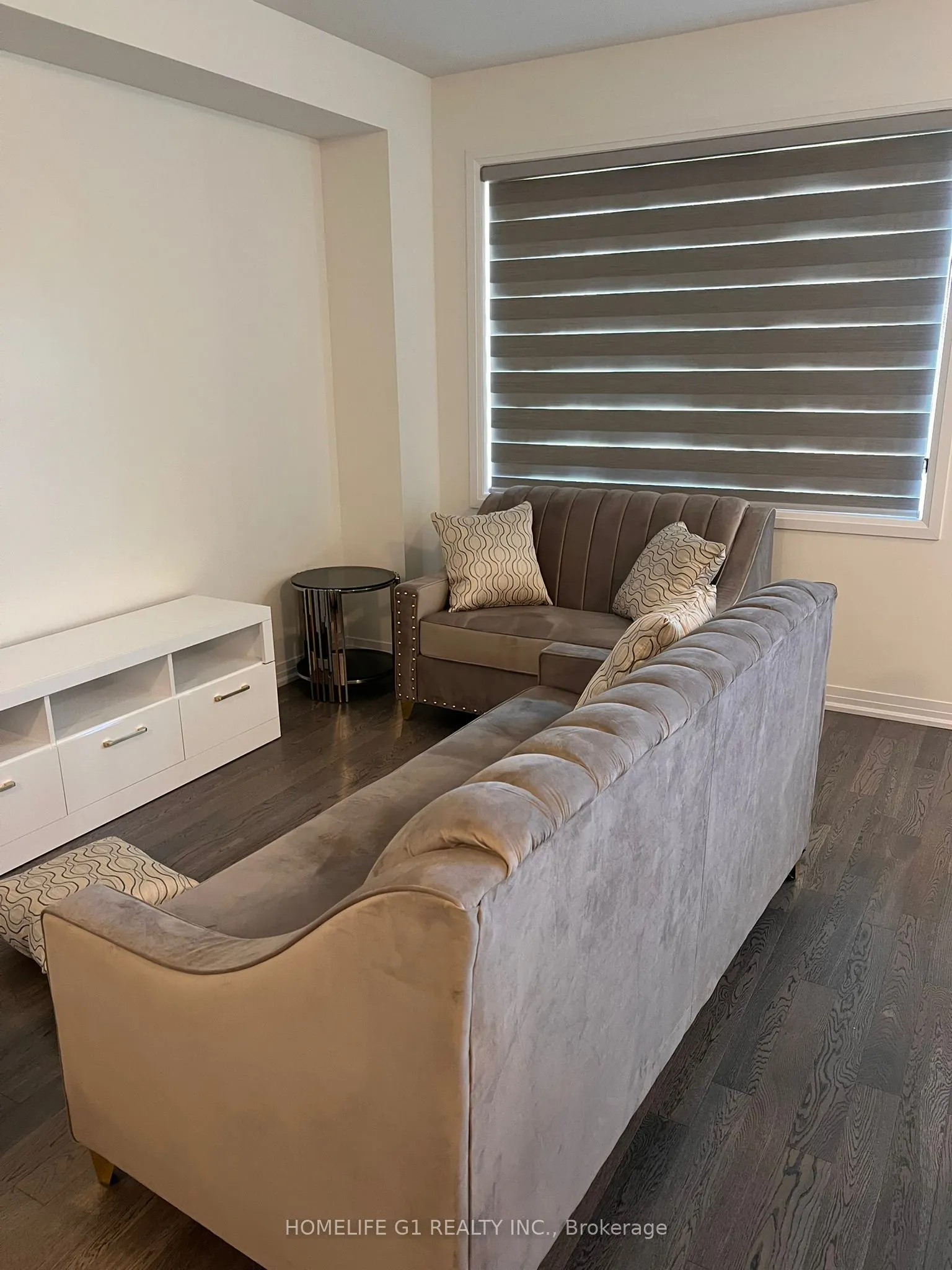 151 Velvet Way