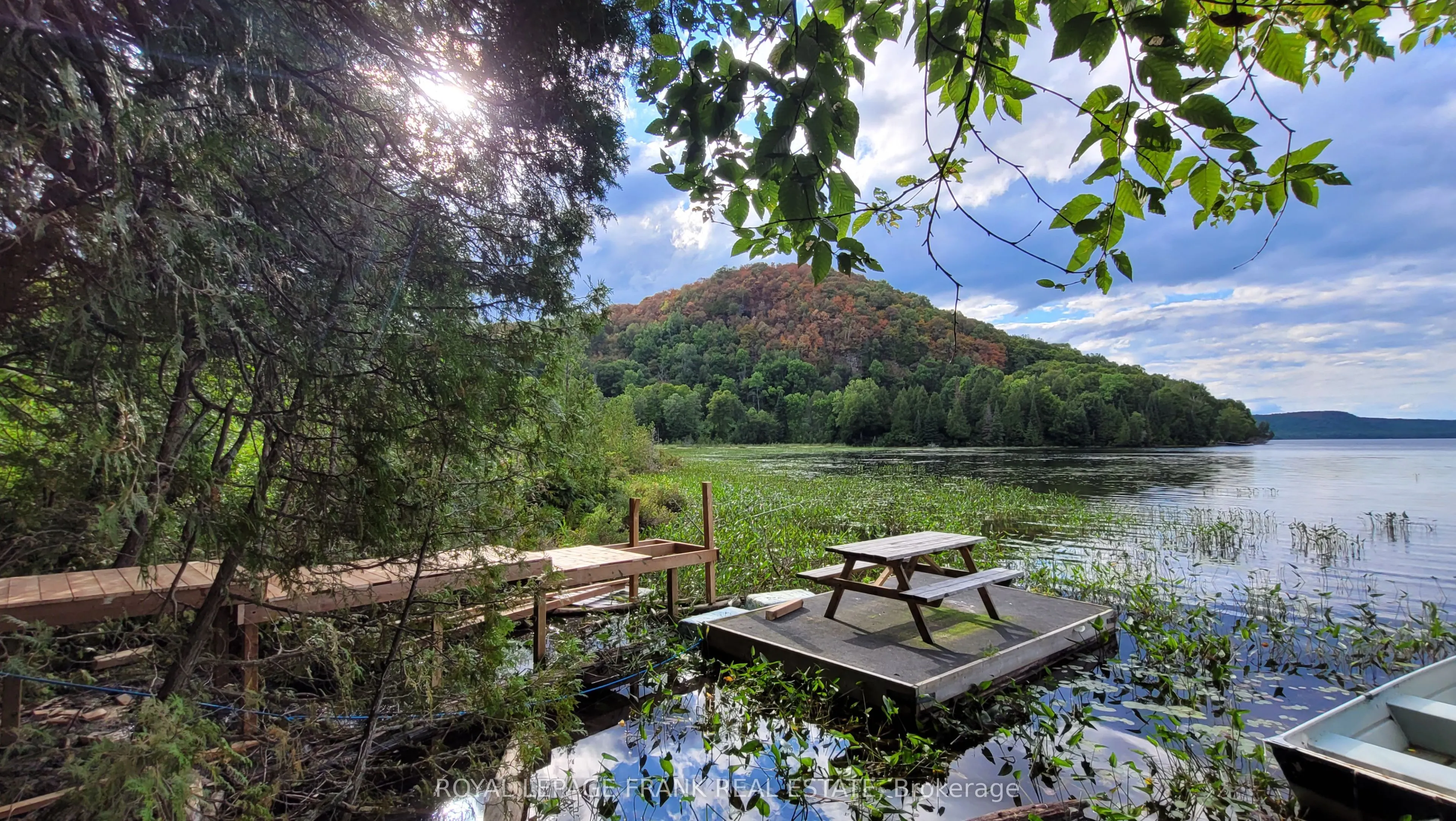 00 Elephant Lake