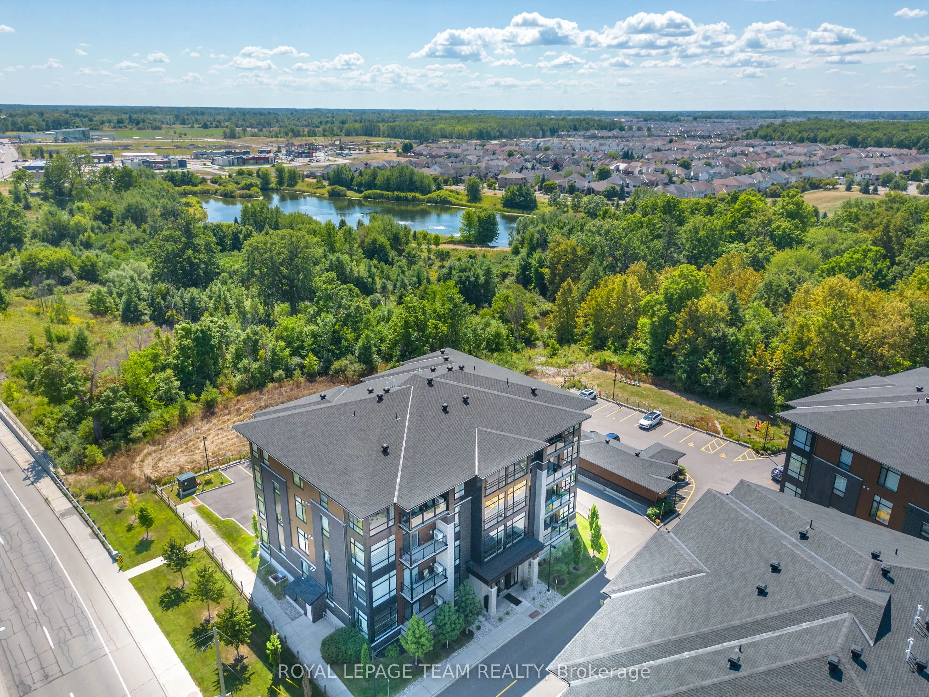 101 CORTILE Private, #403