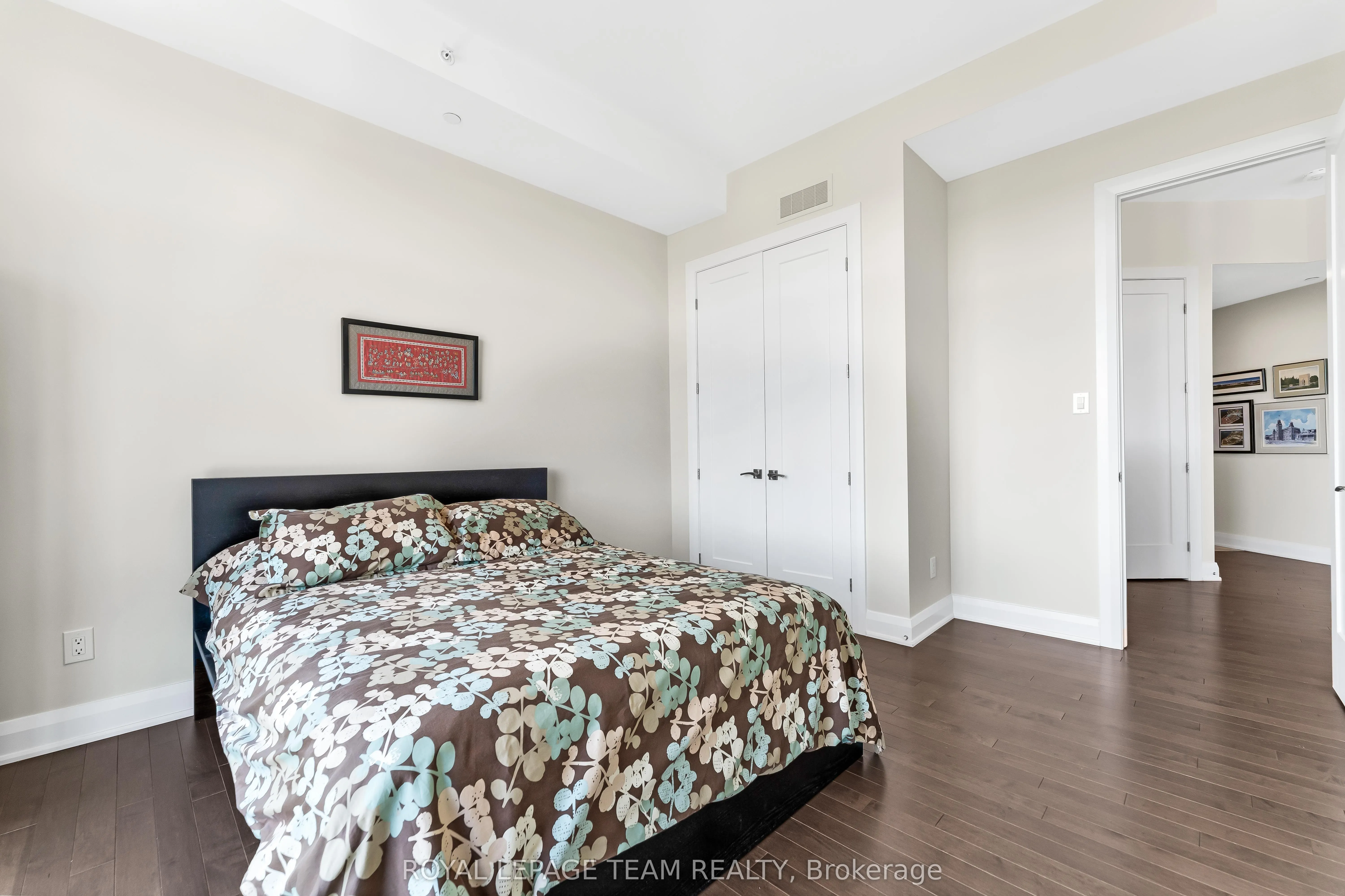 101 CORTILE Private, #403