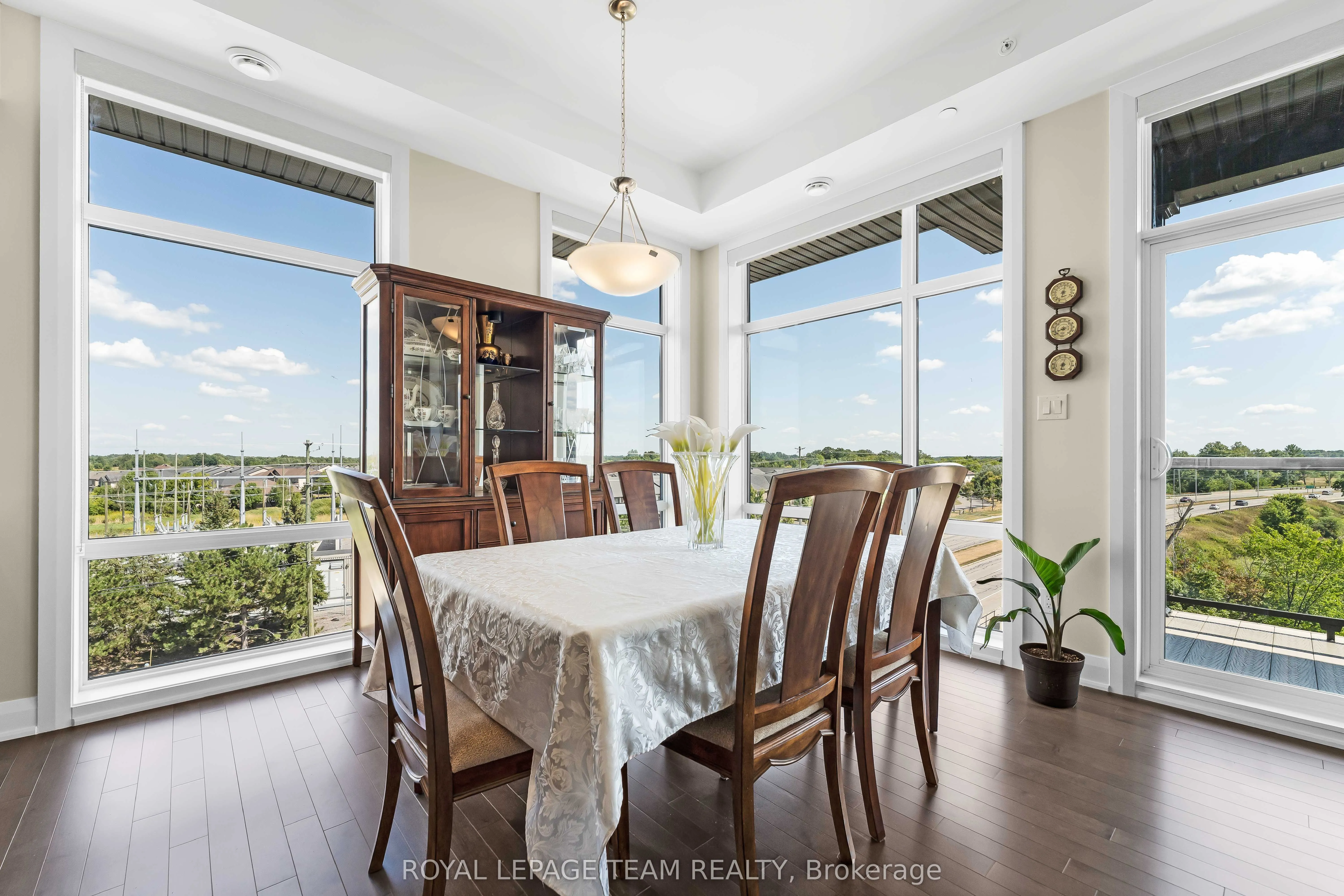 101 CORTILE Private, #403