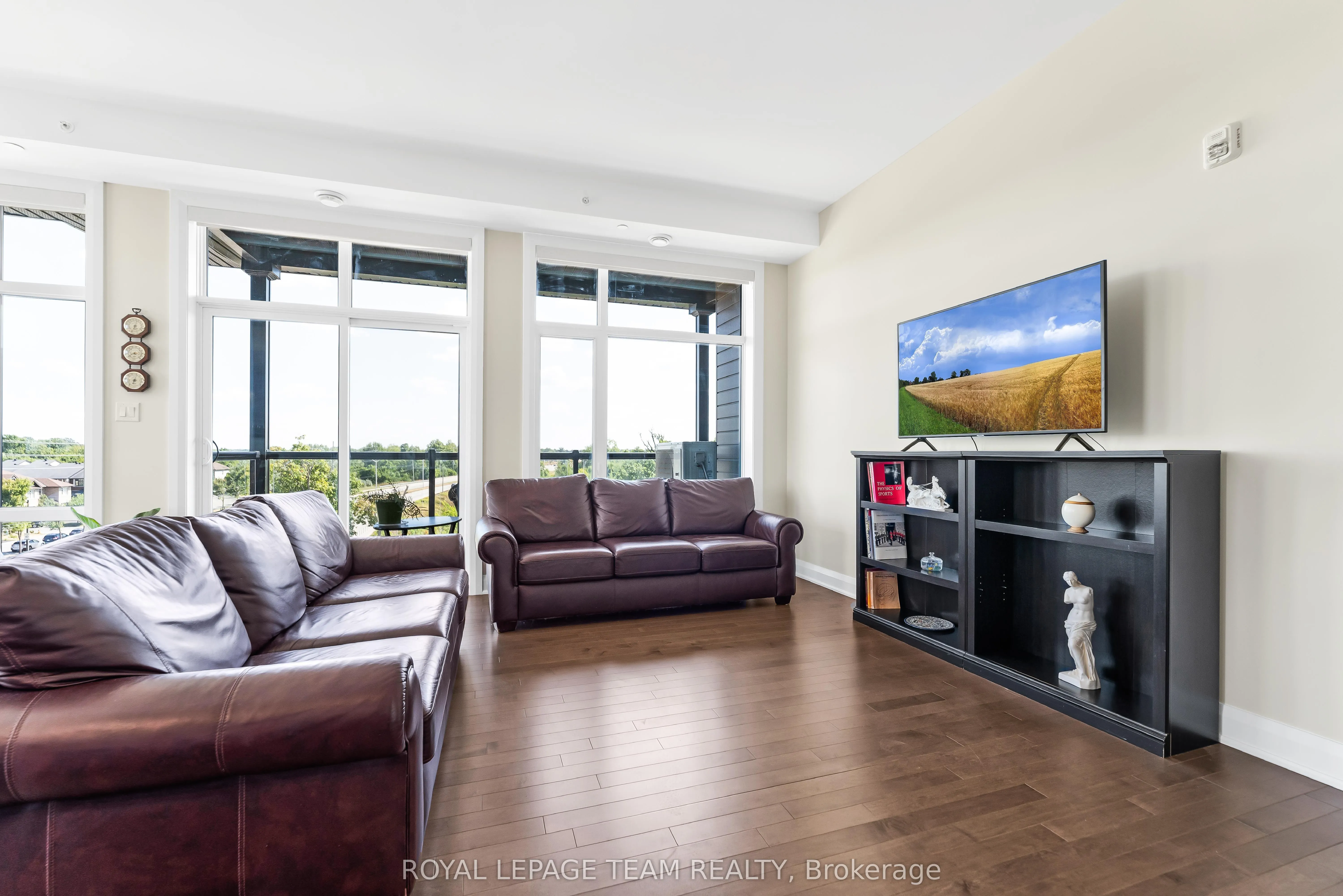 101 CORTILE Private, #403