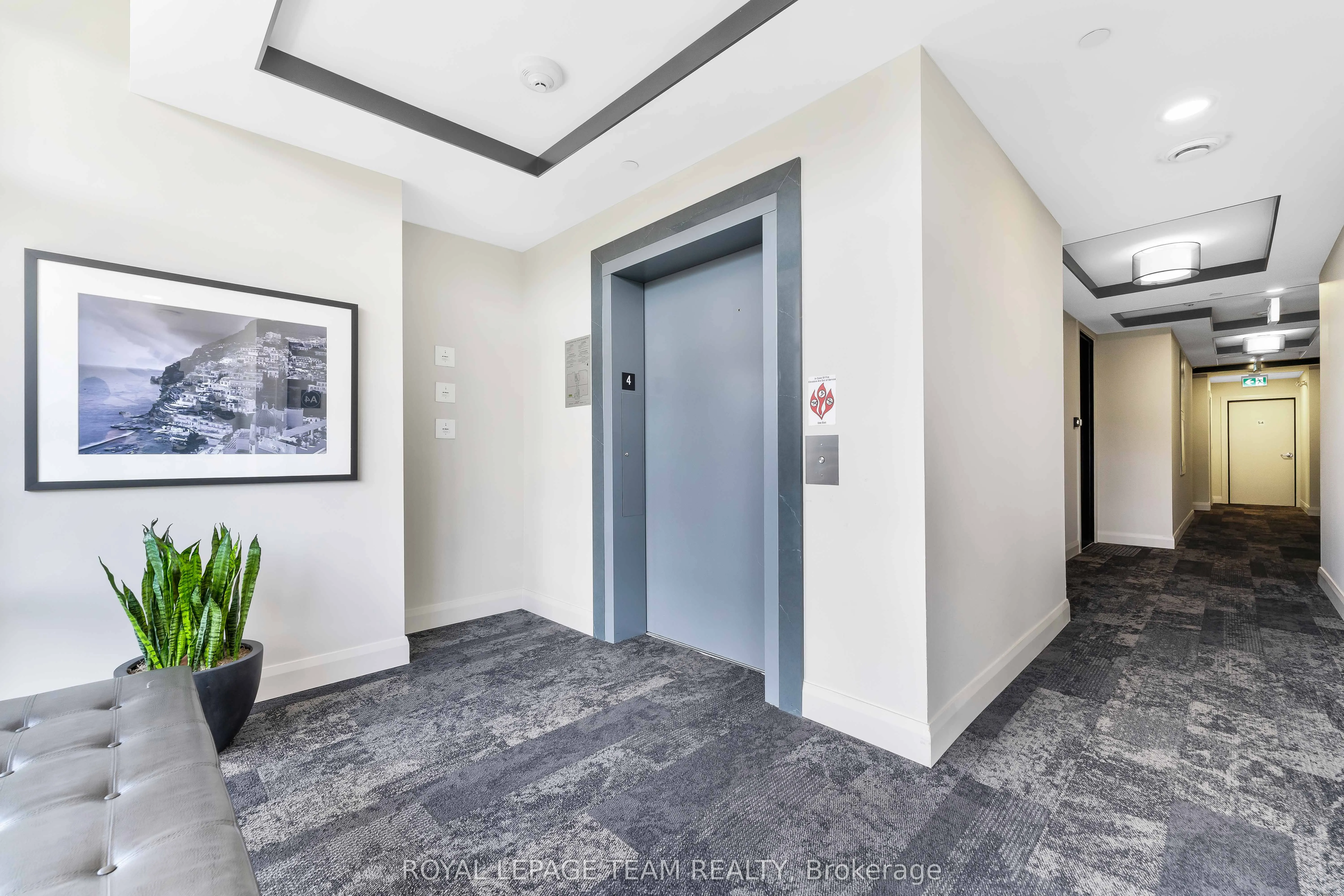 101 CORTILE Private, #403