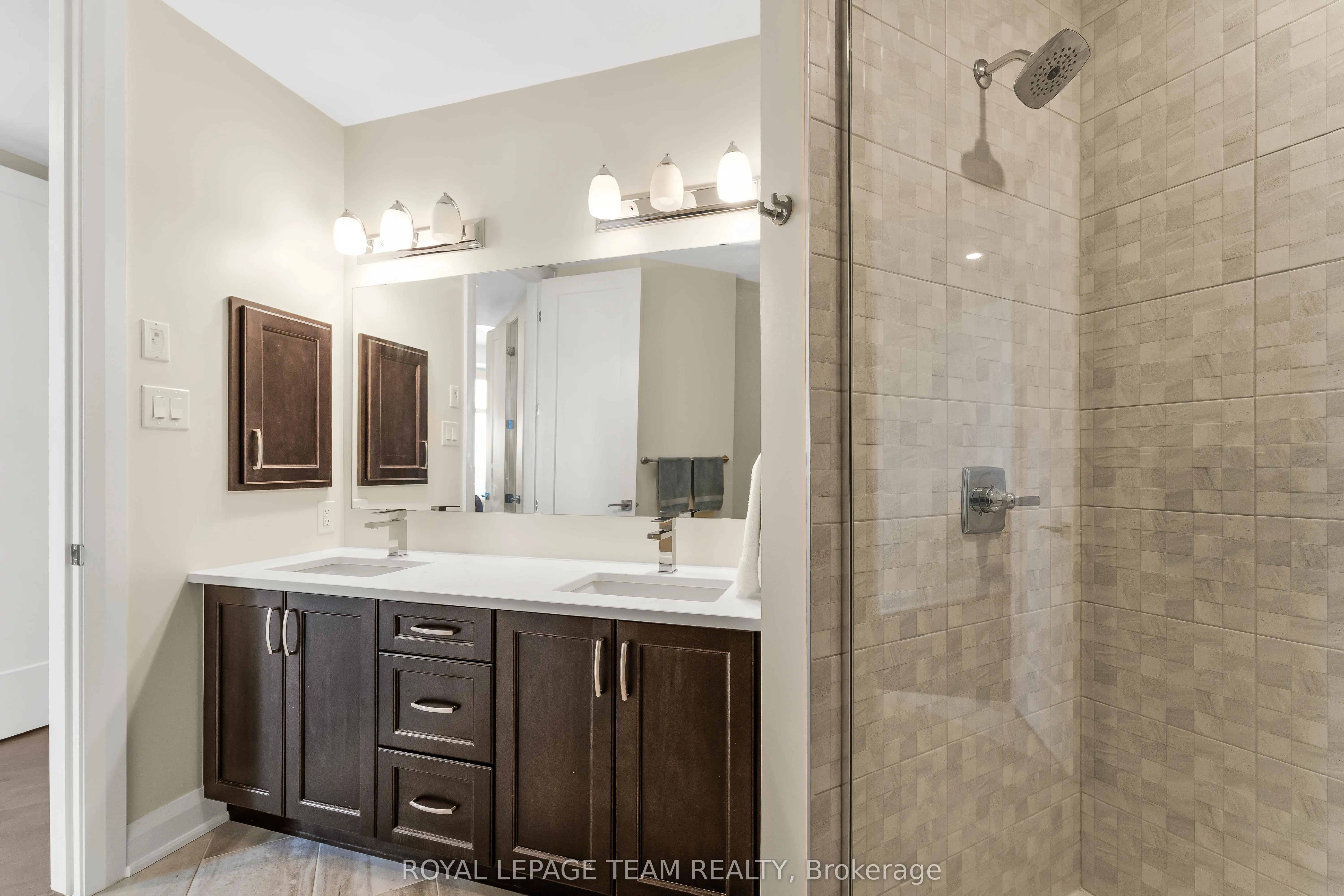 101 CORTILE Private, #403