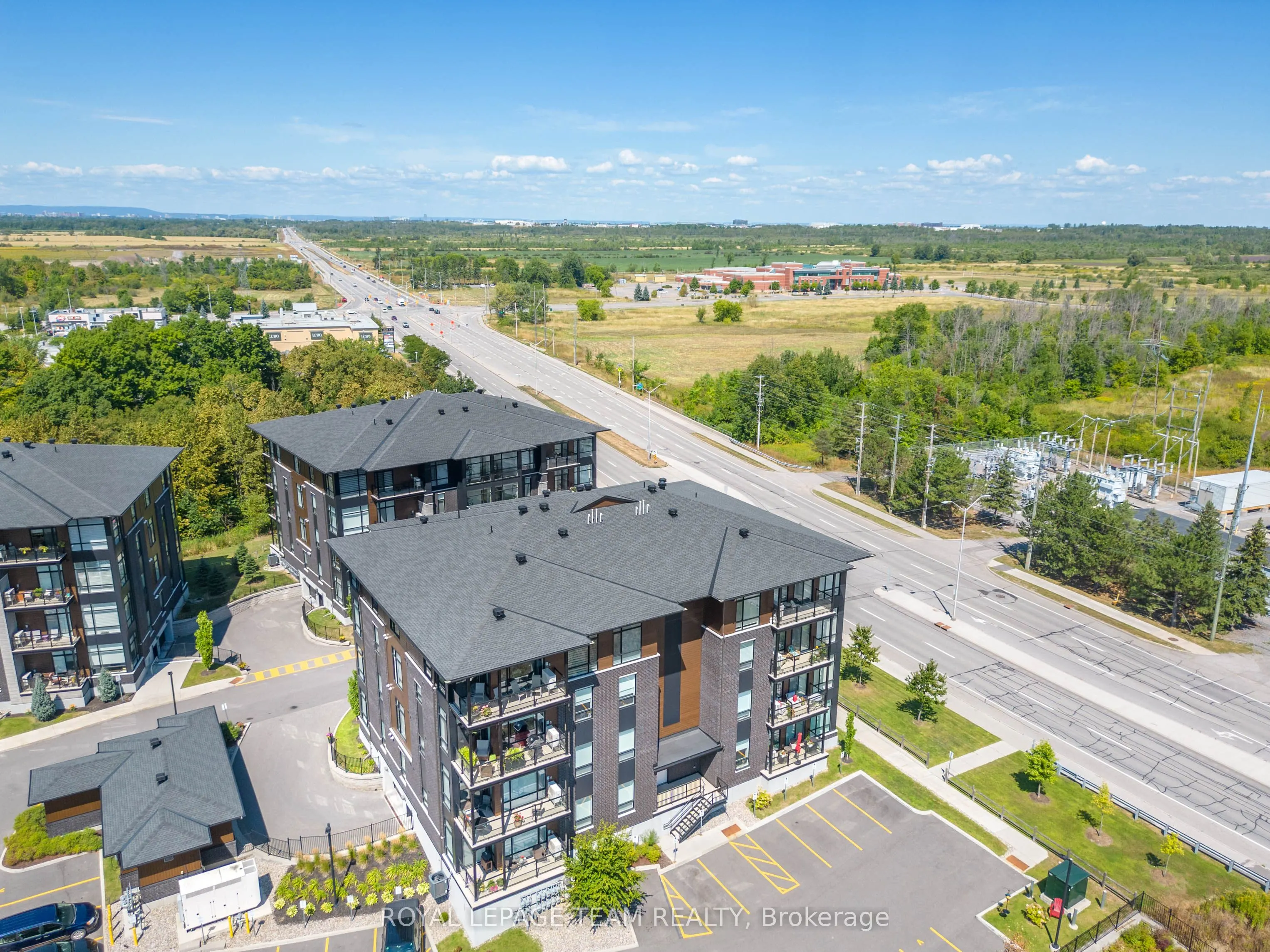 101 CORTILE Private, #403