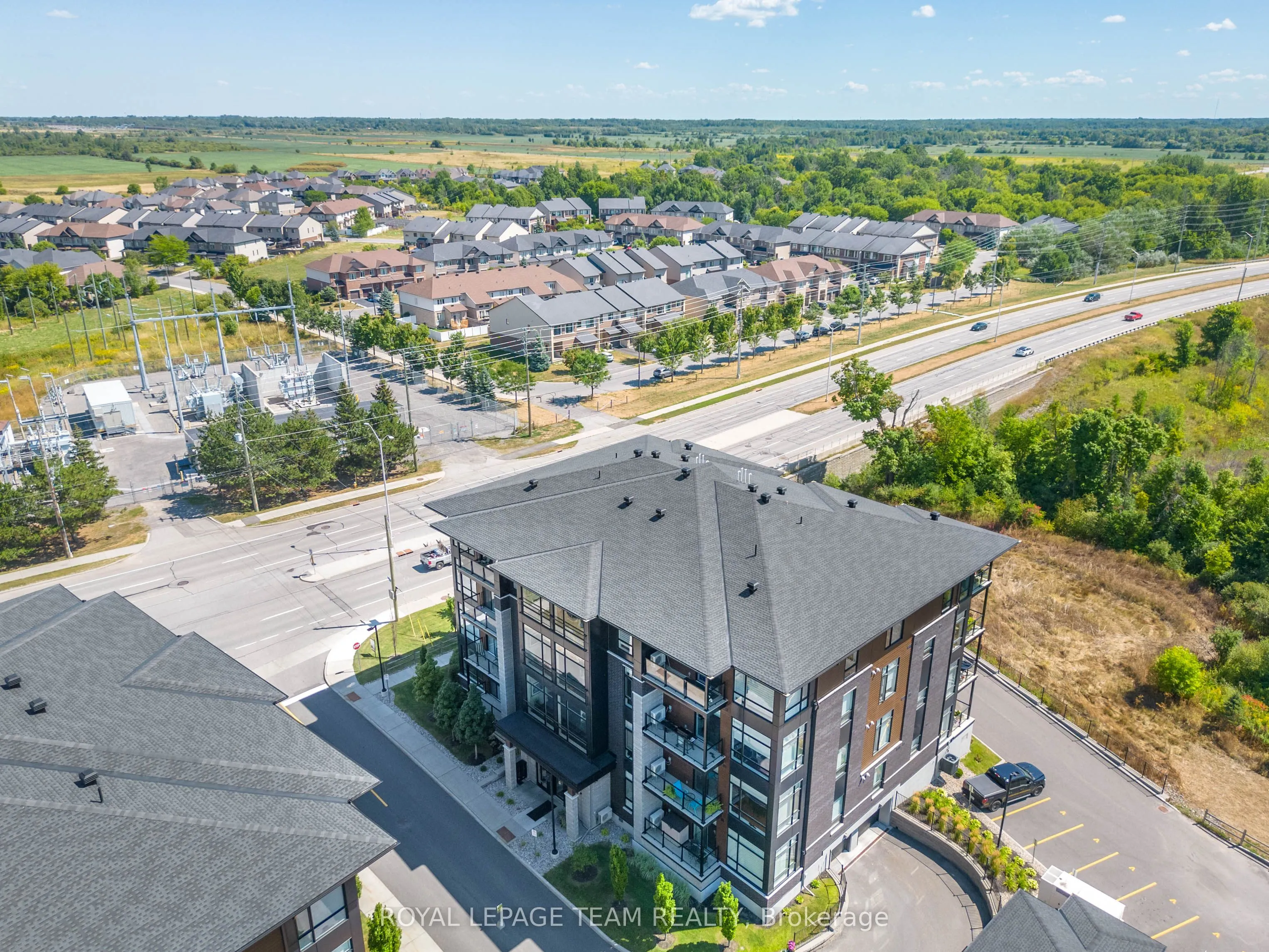101 CORTILE Private, #403