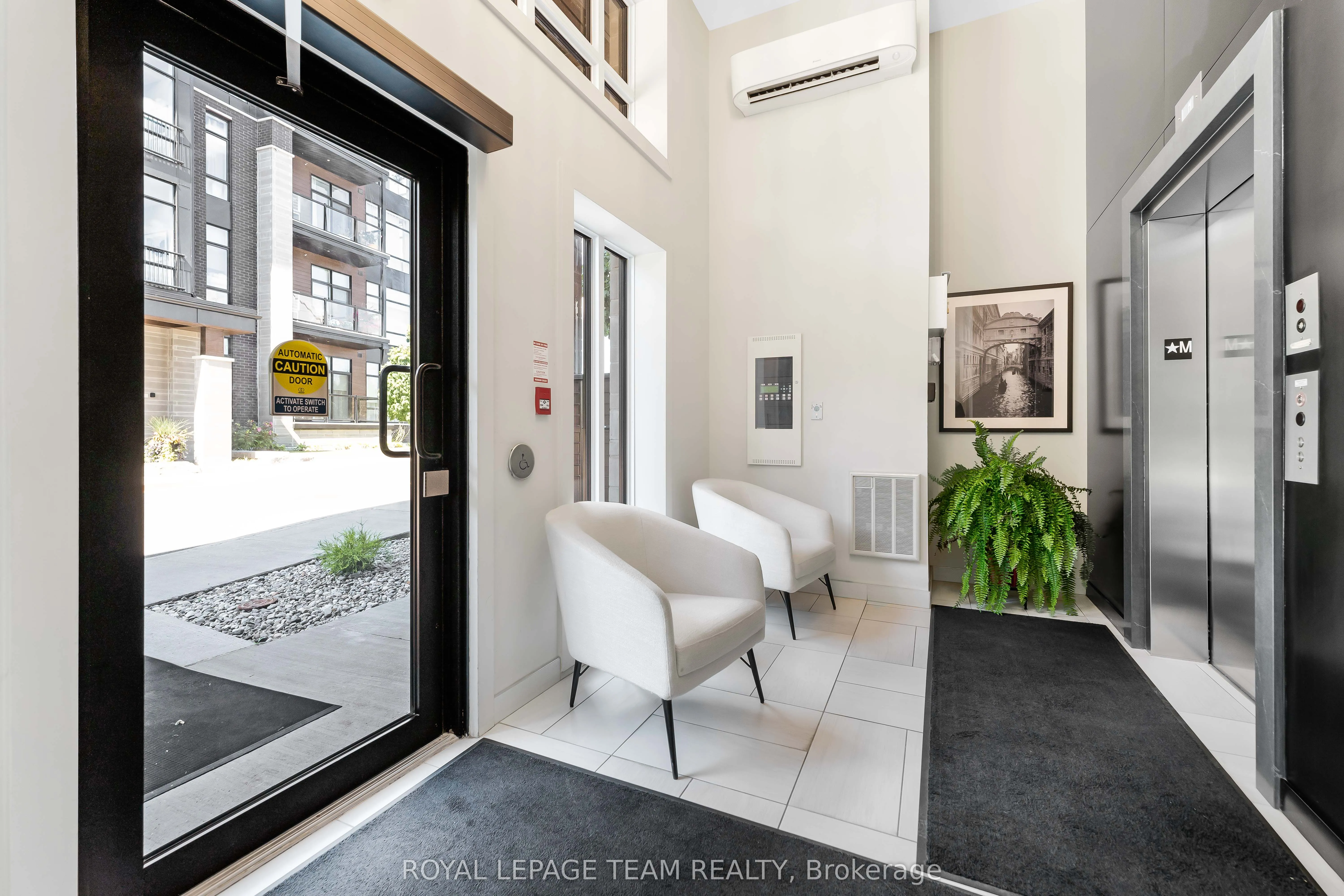101 CORTILE Private, #403