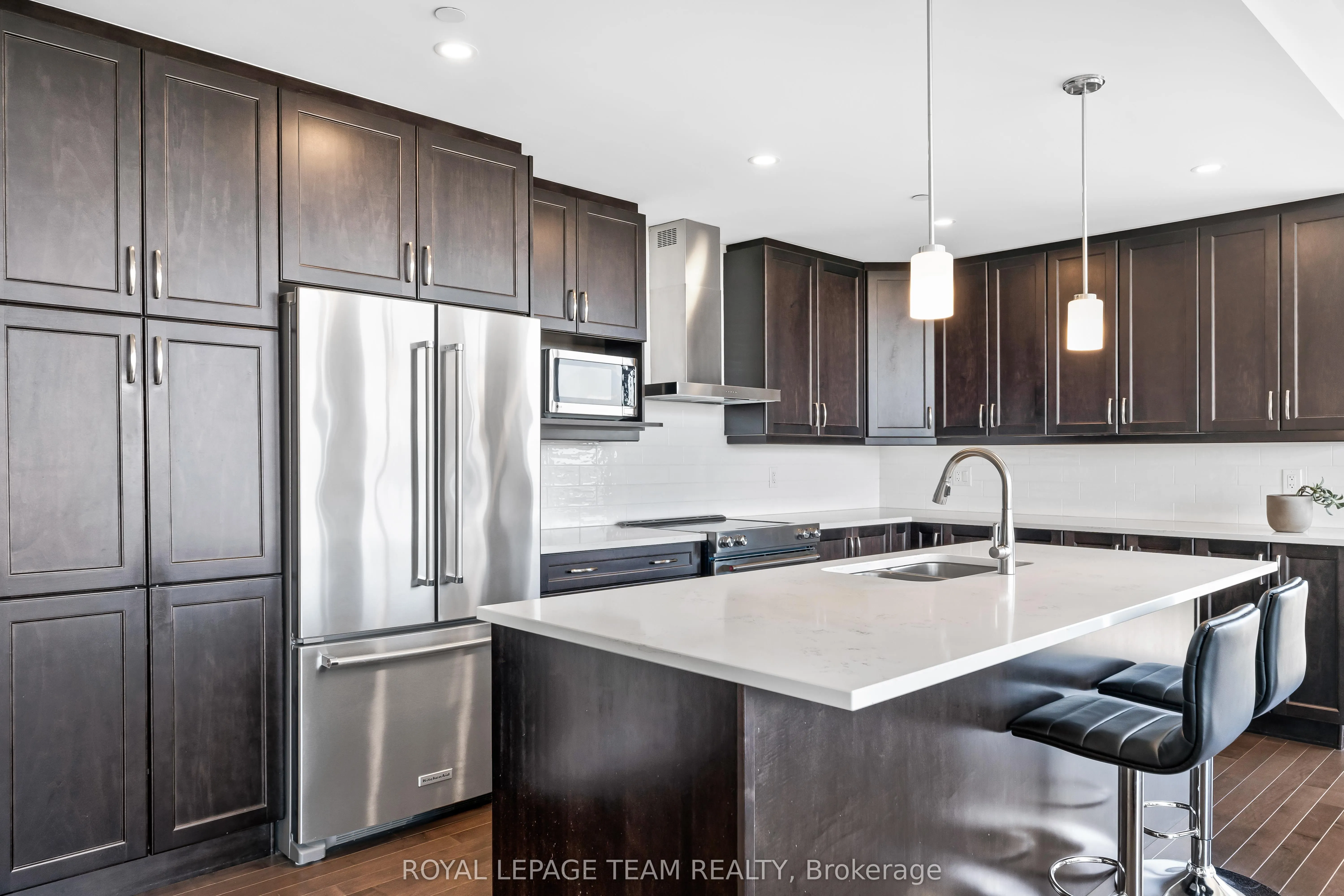 101 CORTILE Private, #403