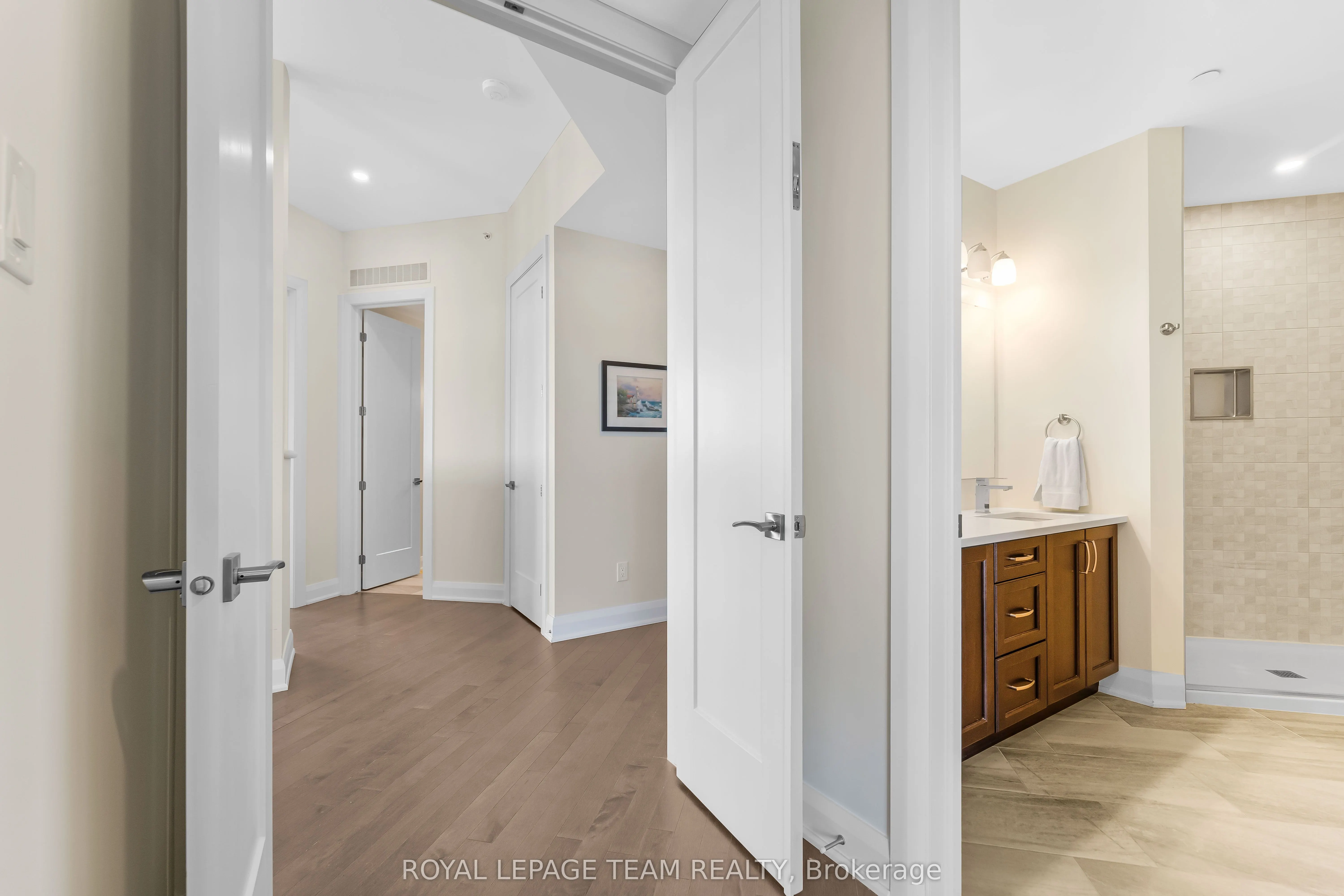 101 CORTILE Private, #403