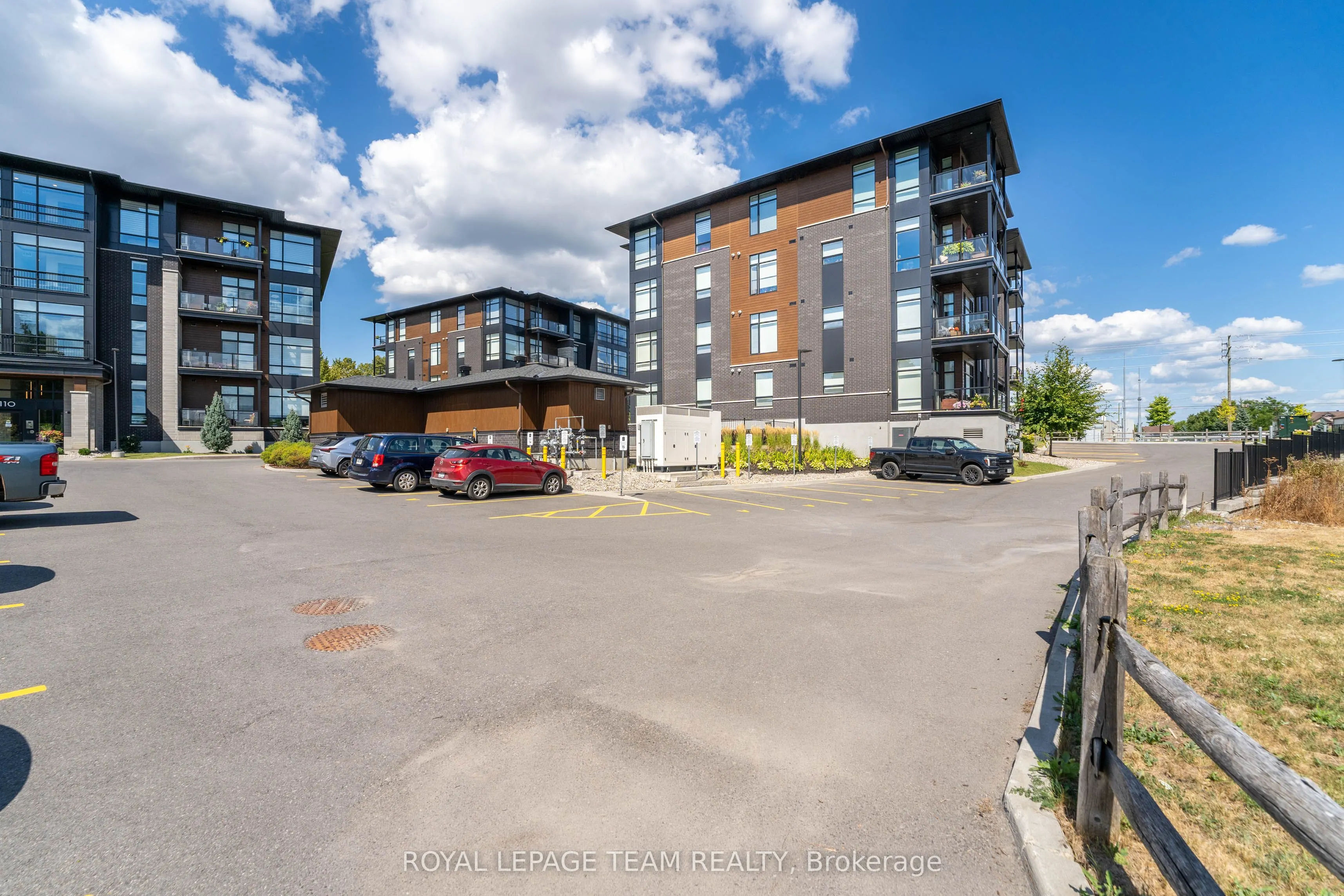 101 CORTILE Private, #403