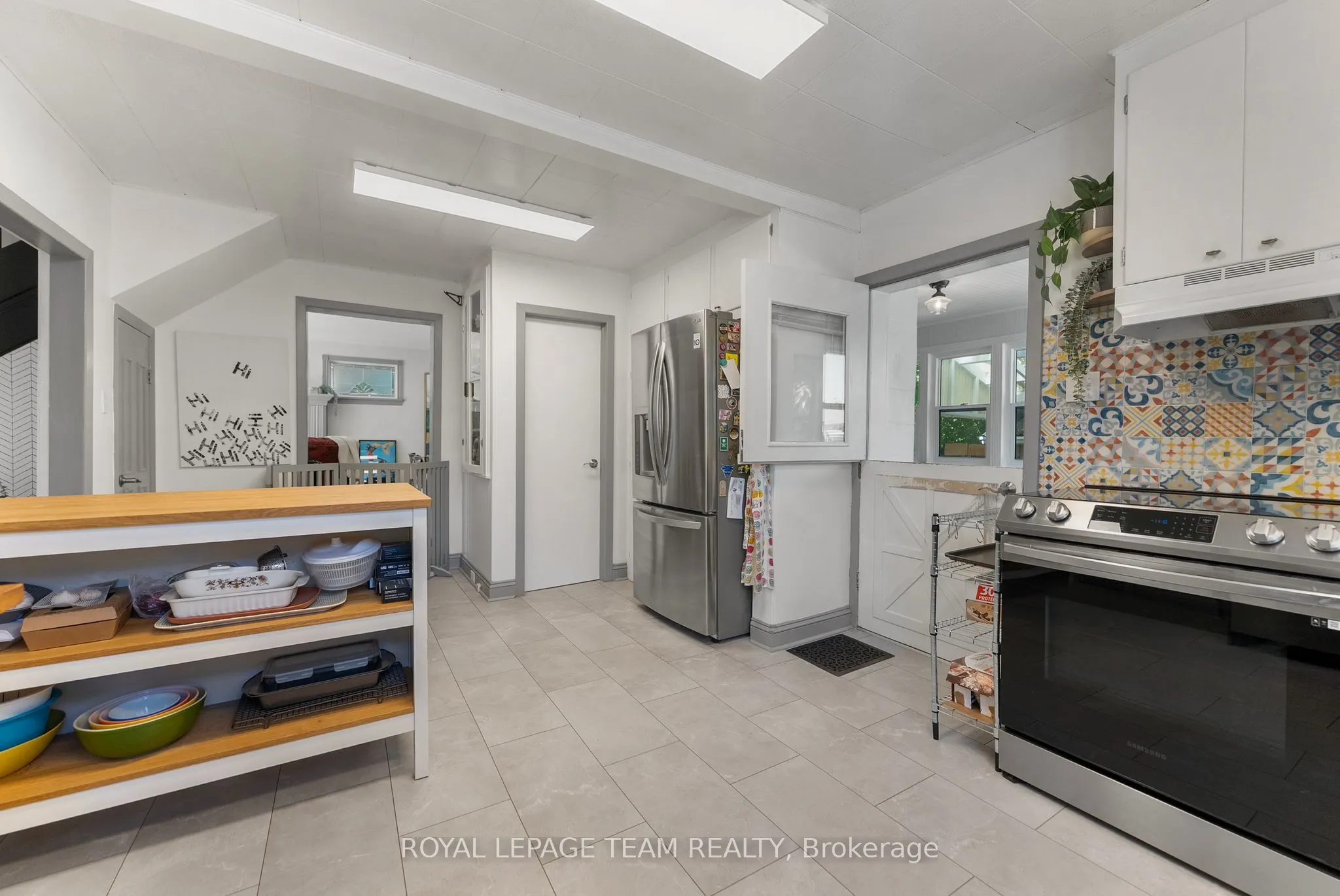 212 Prince Street W