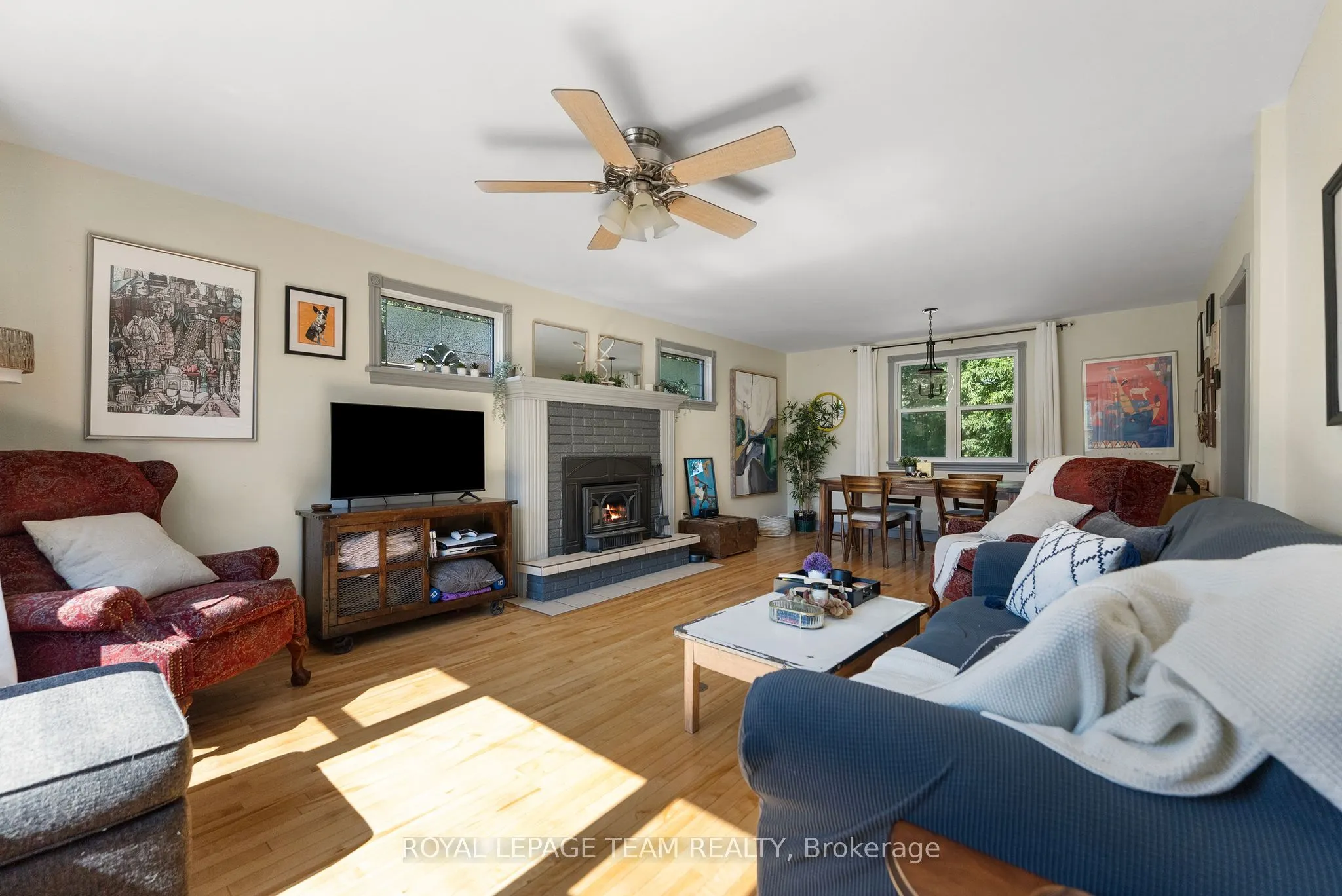 212 Prince Street W