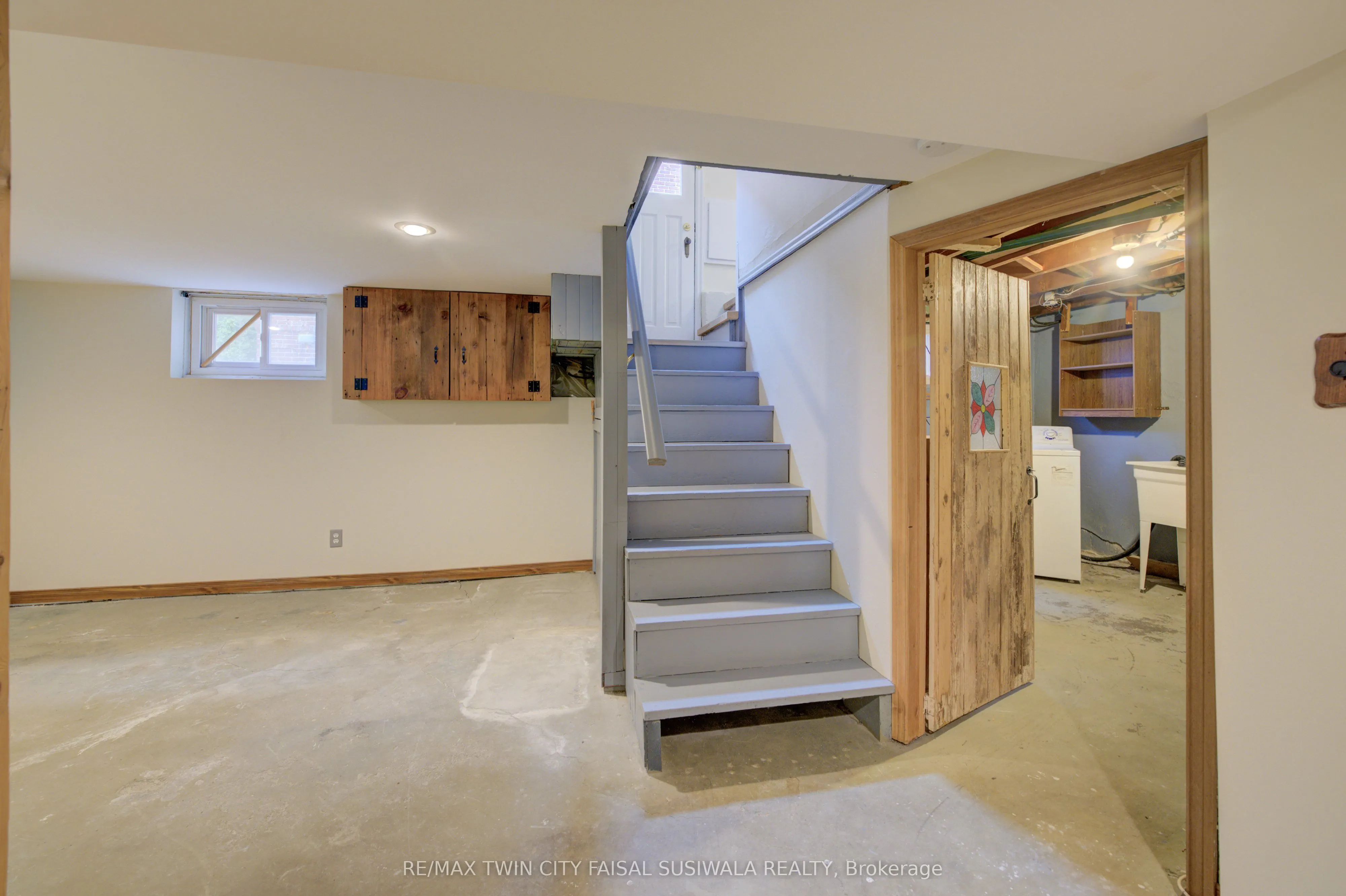 99 Gildner Street