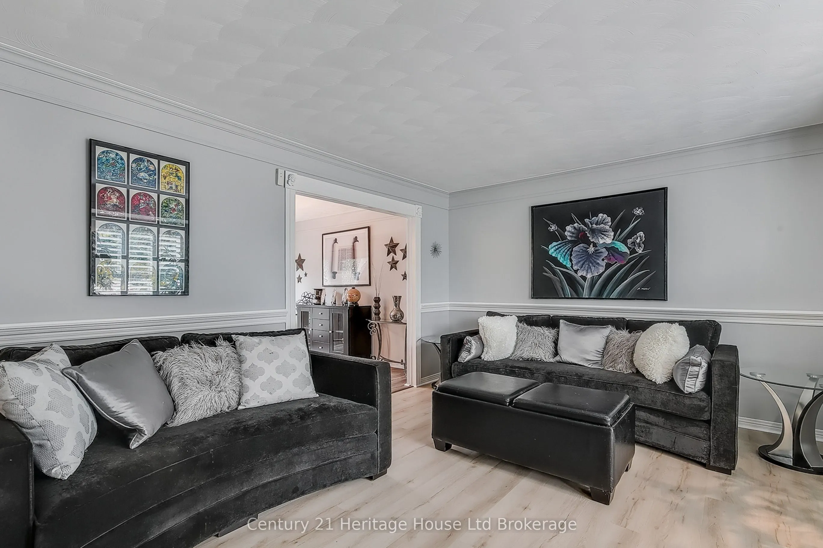 549 Lansdowne Avenue