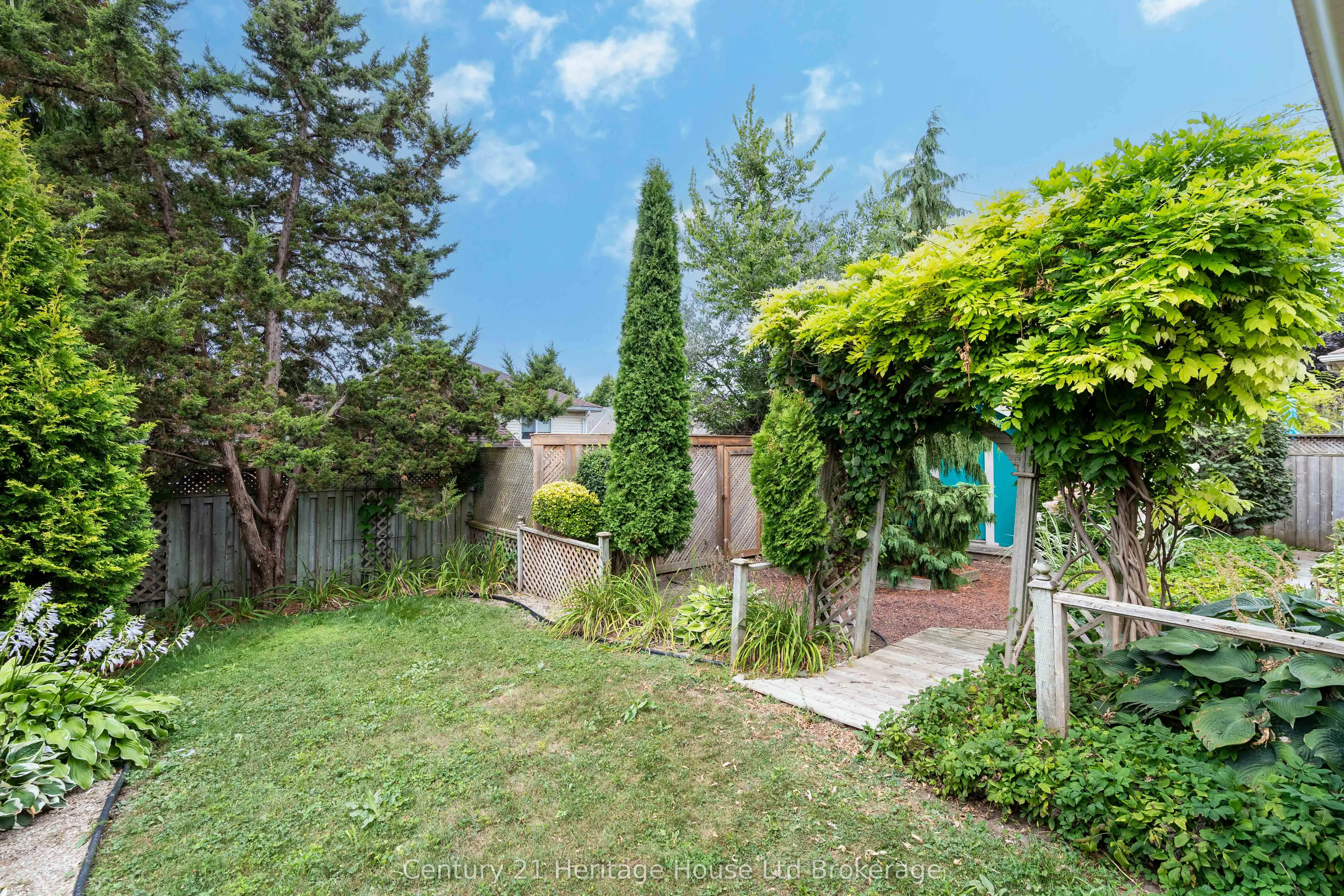 549 Lansdowne Avenue