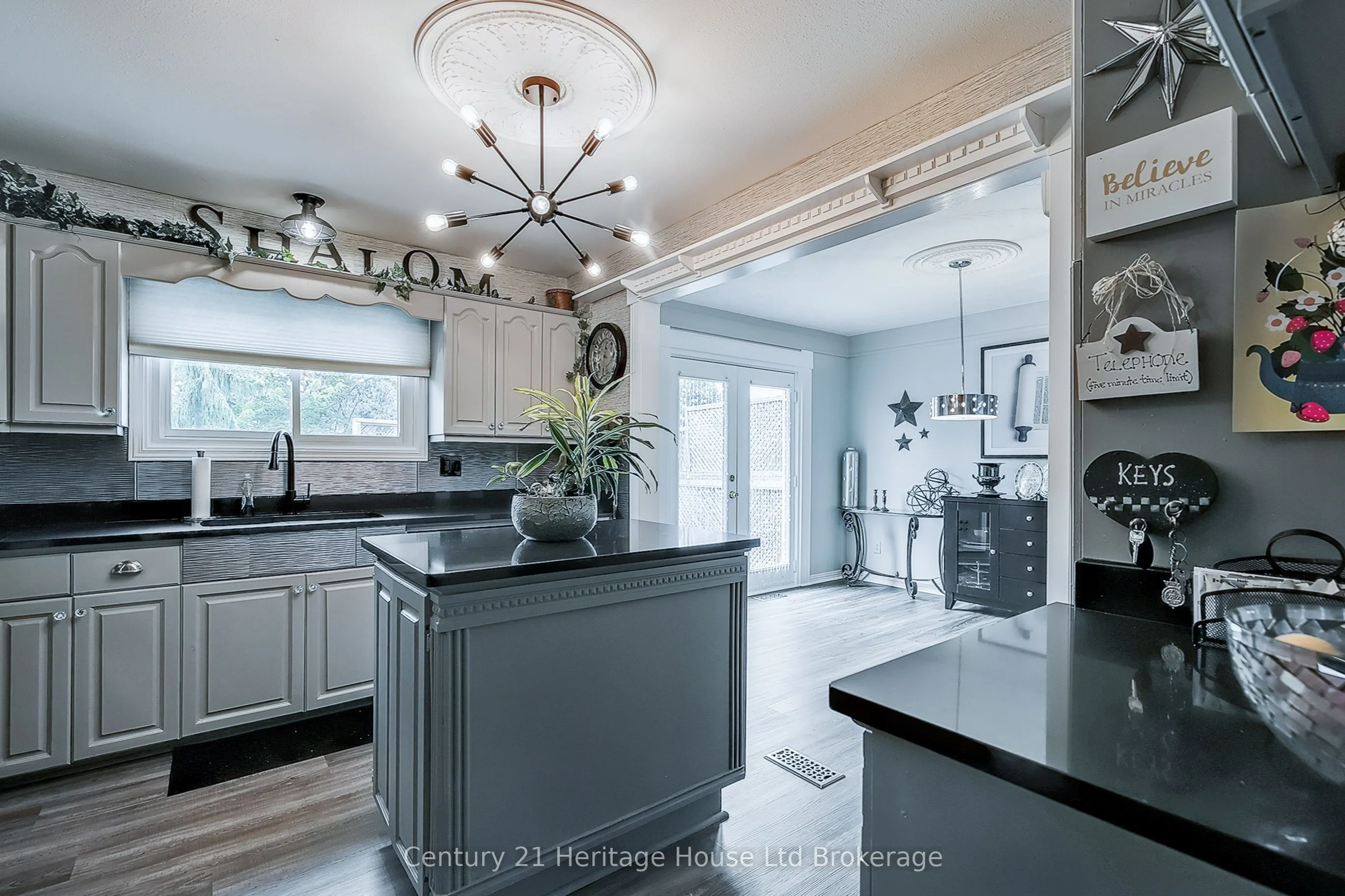 549 Lansdowne Avenue