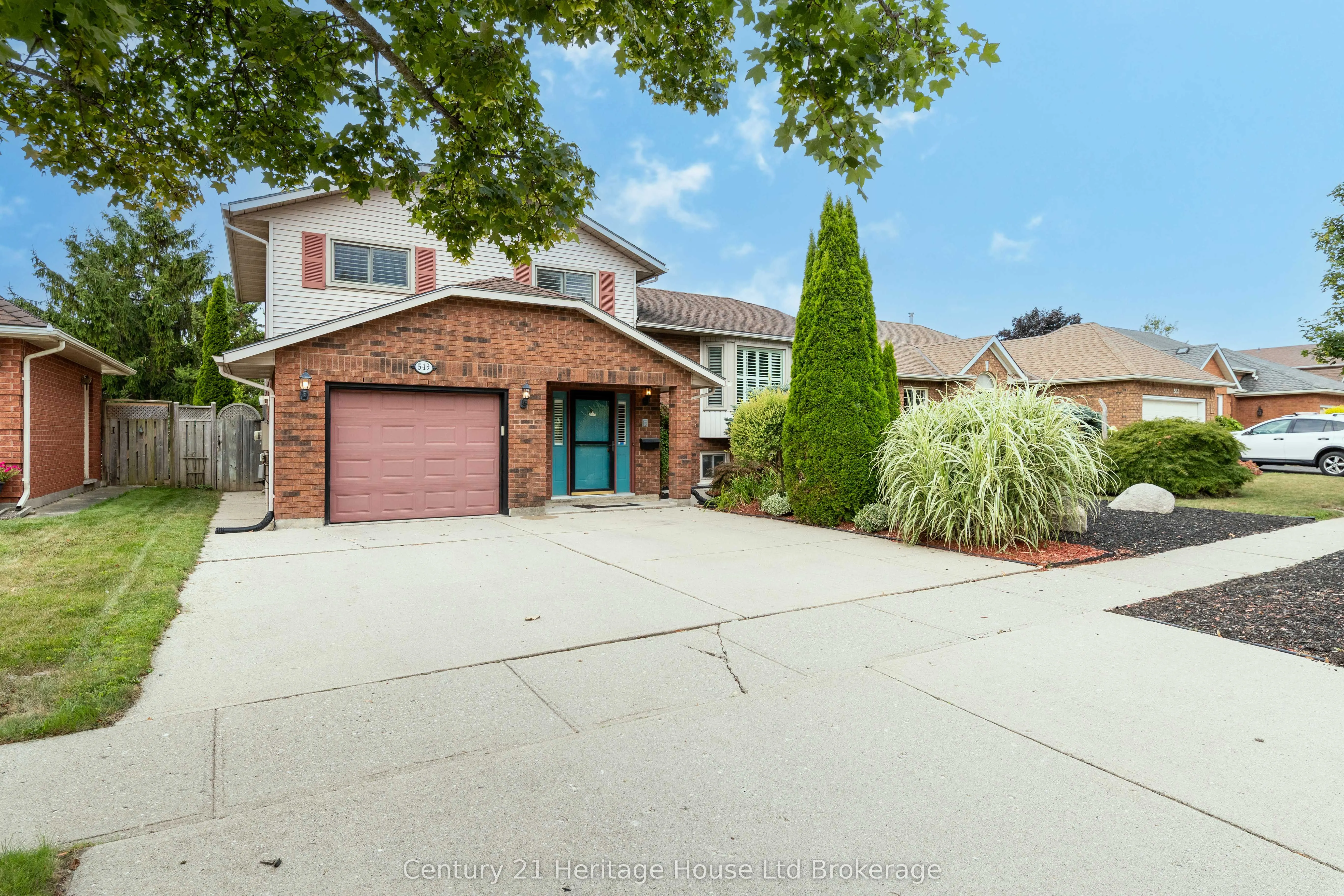 549 Lansdowne Avenue