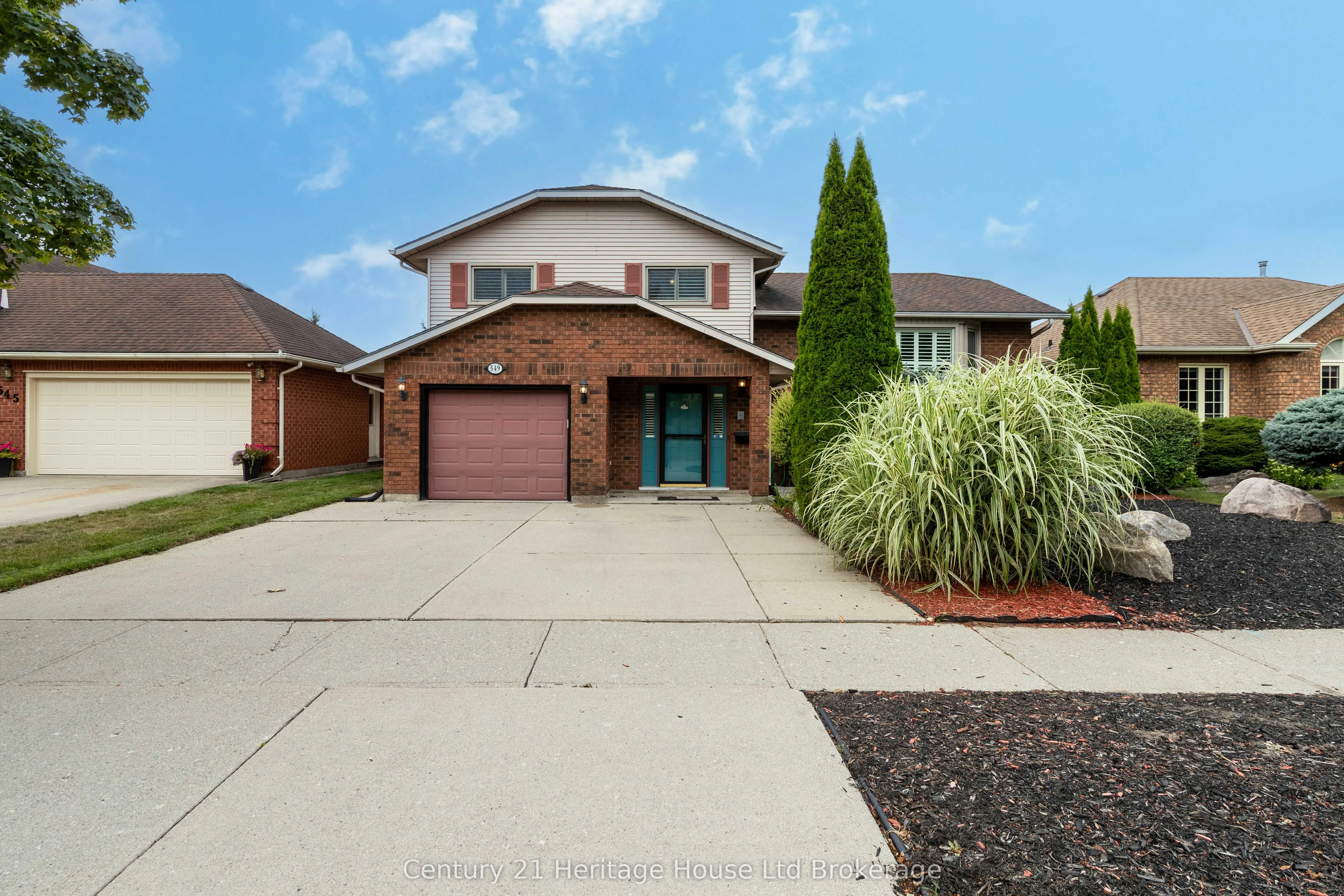 549 Lansdowne Avenue
