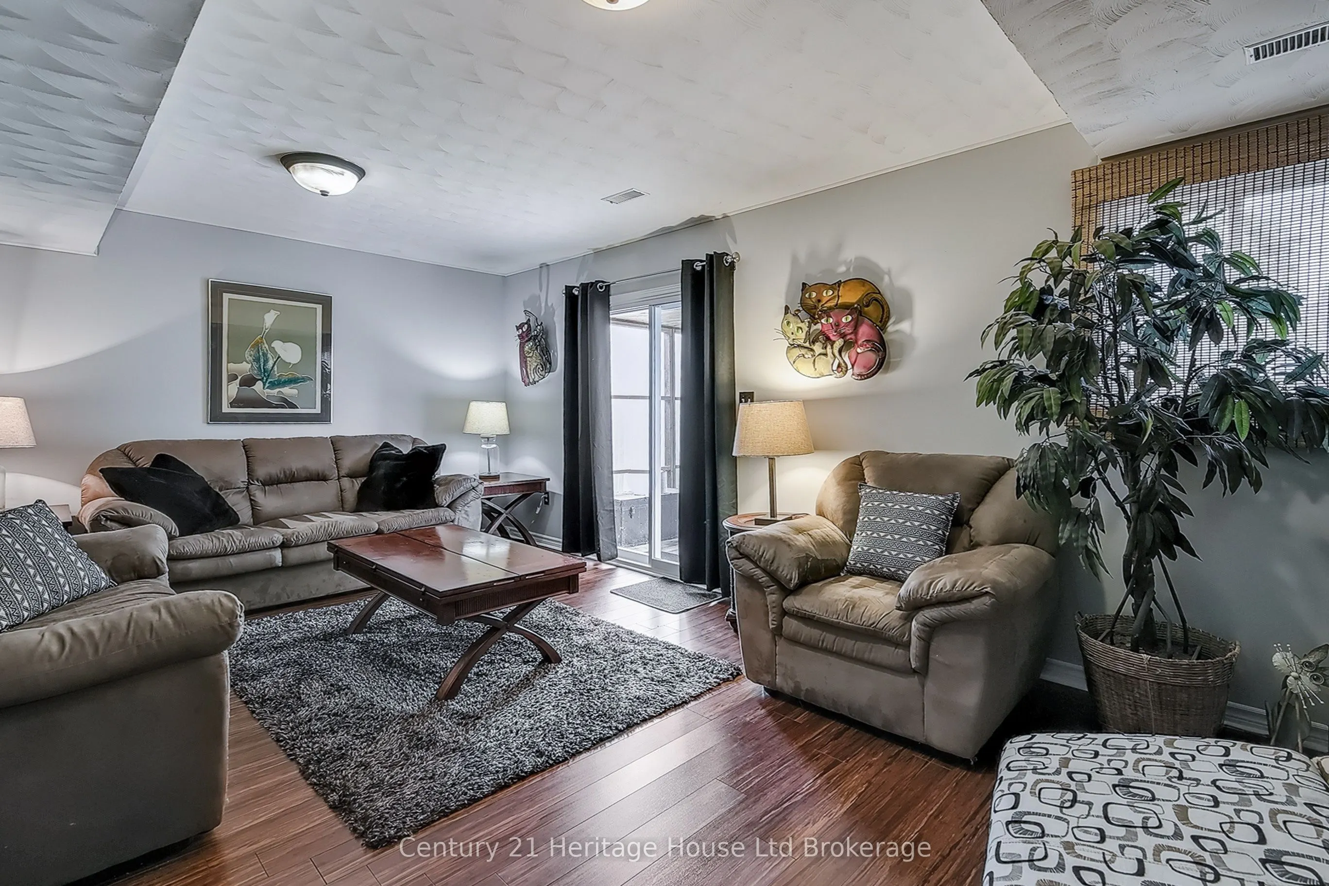 549 Lansdowne Avenue