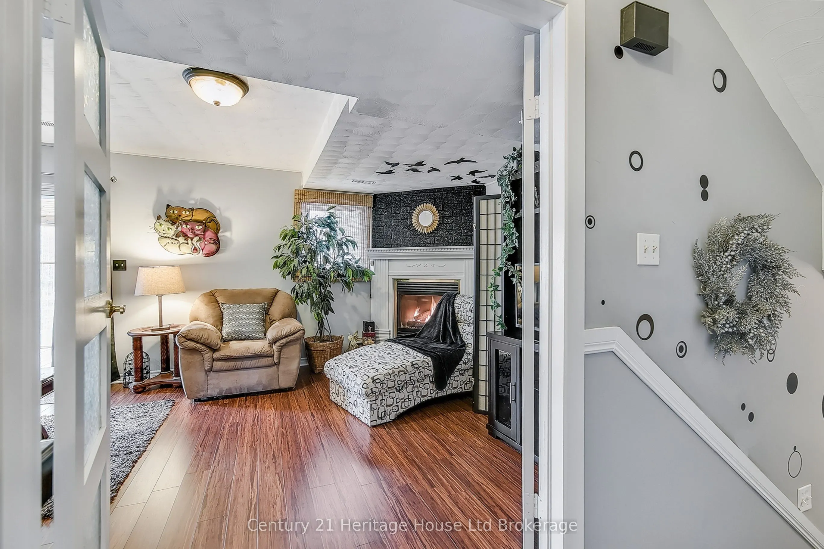 549 Lansdowne Avenue