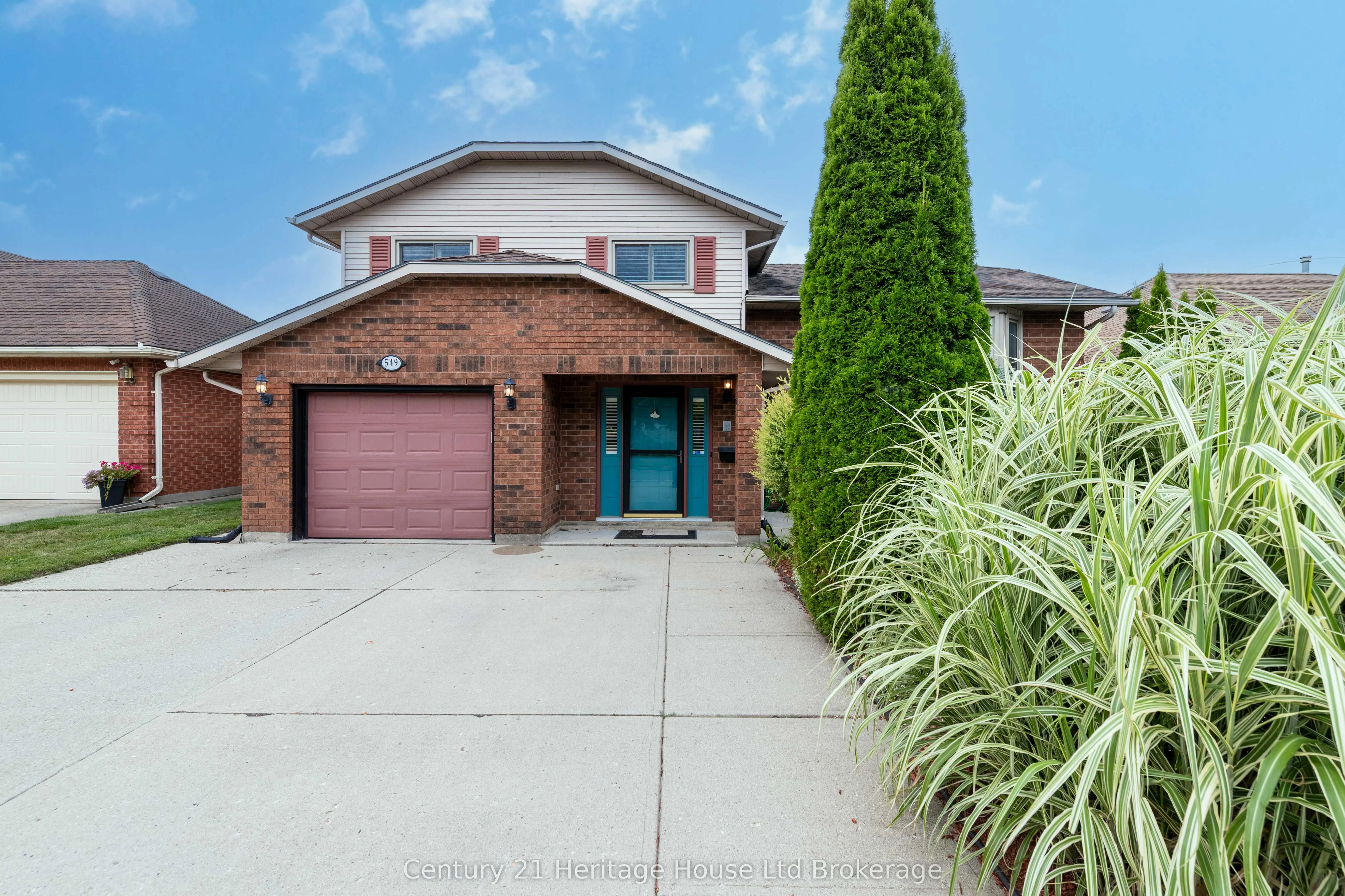 549 Lansdowne Avenue