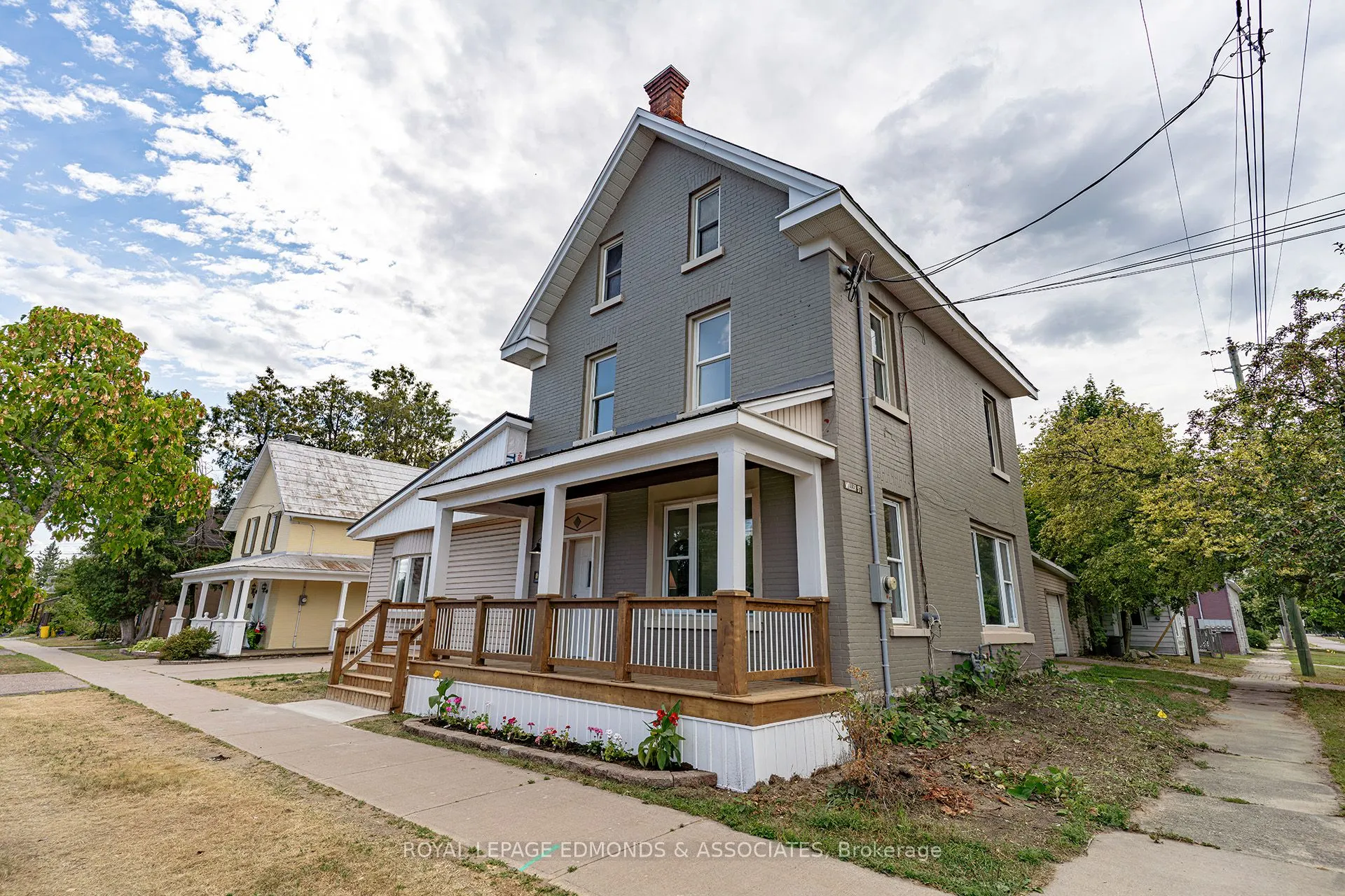 362 Christie Street