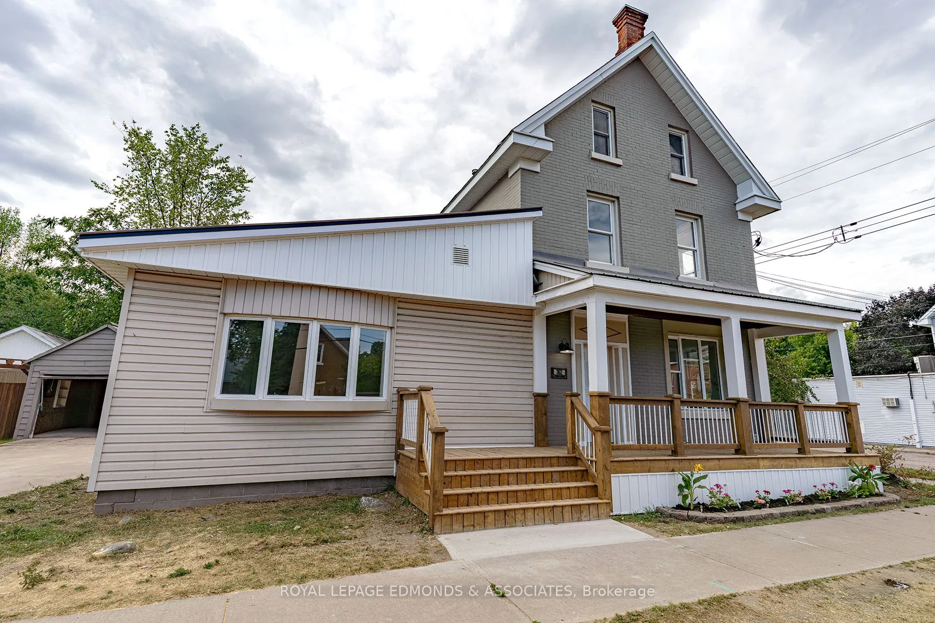 362 Christie Street