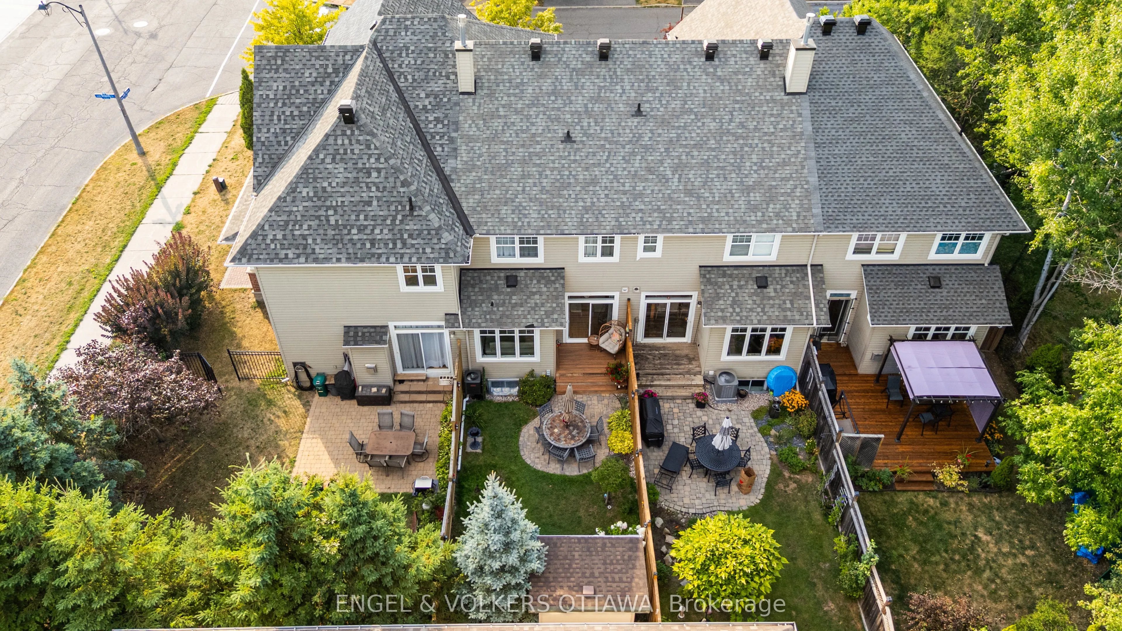 102 Shepody Circle
