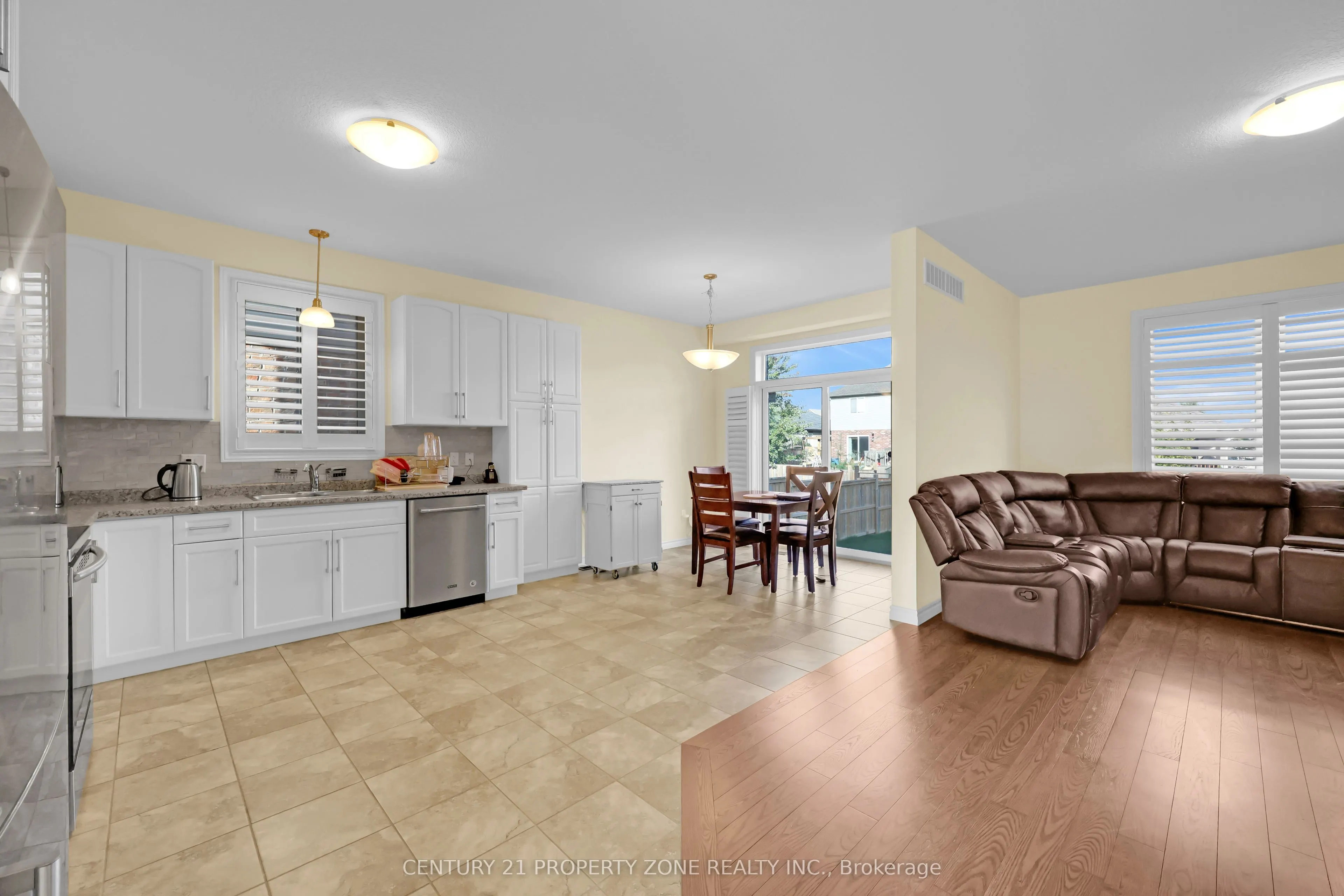 8 Chamberlain Avenue