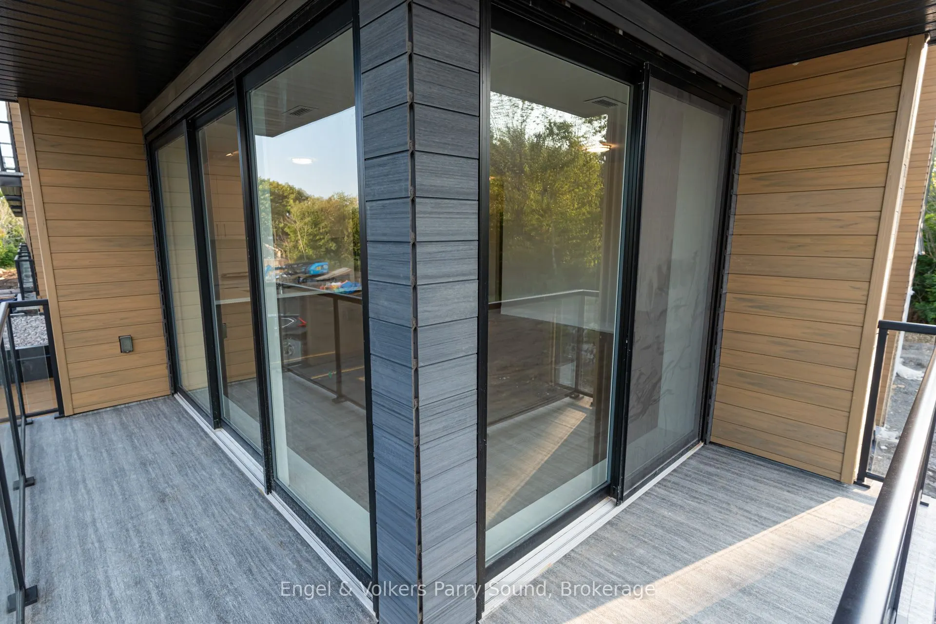 51 GEORGE Street, #201