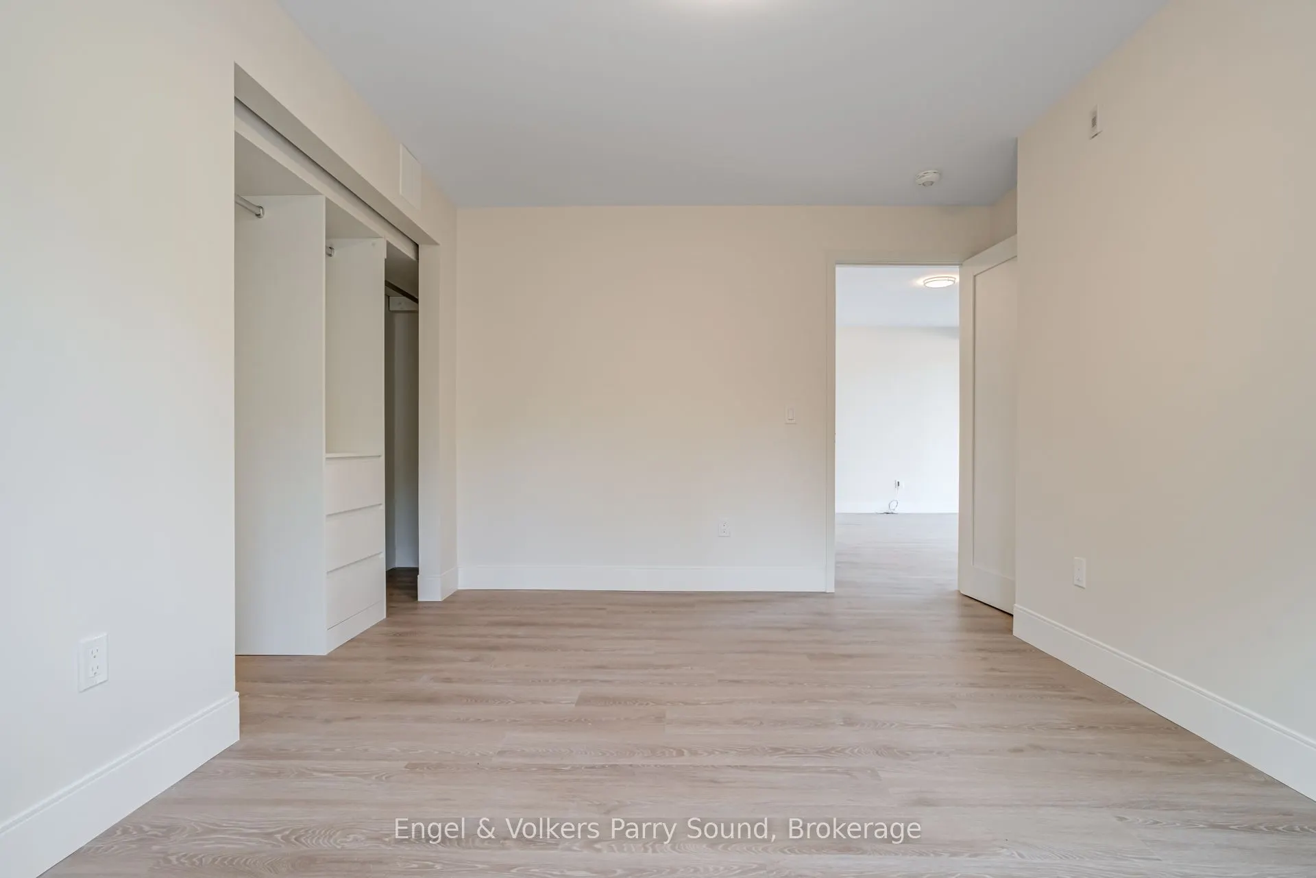 51 GEORGE Street, #107