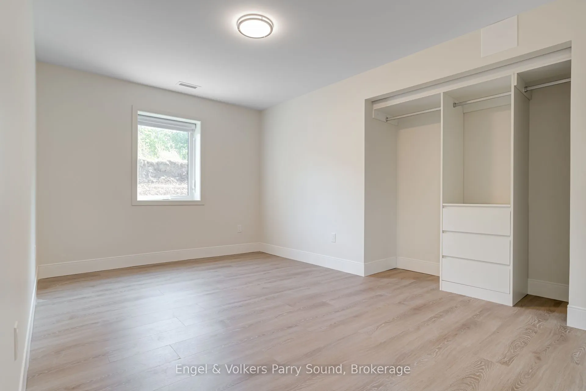 51 GEORGE Street, #107