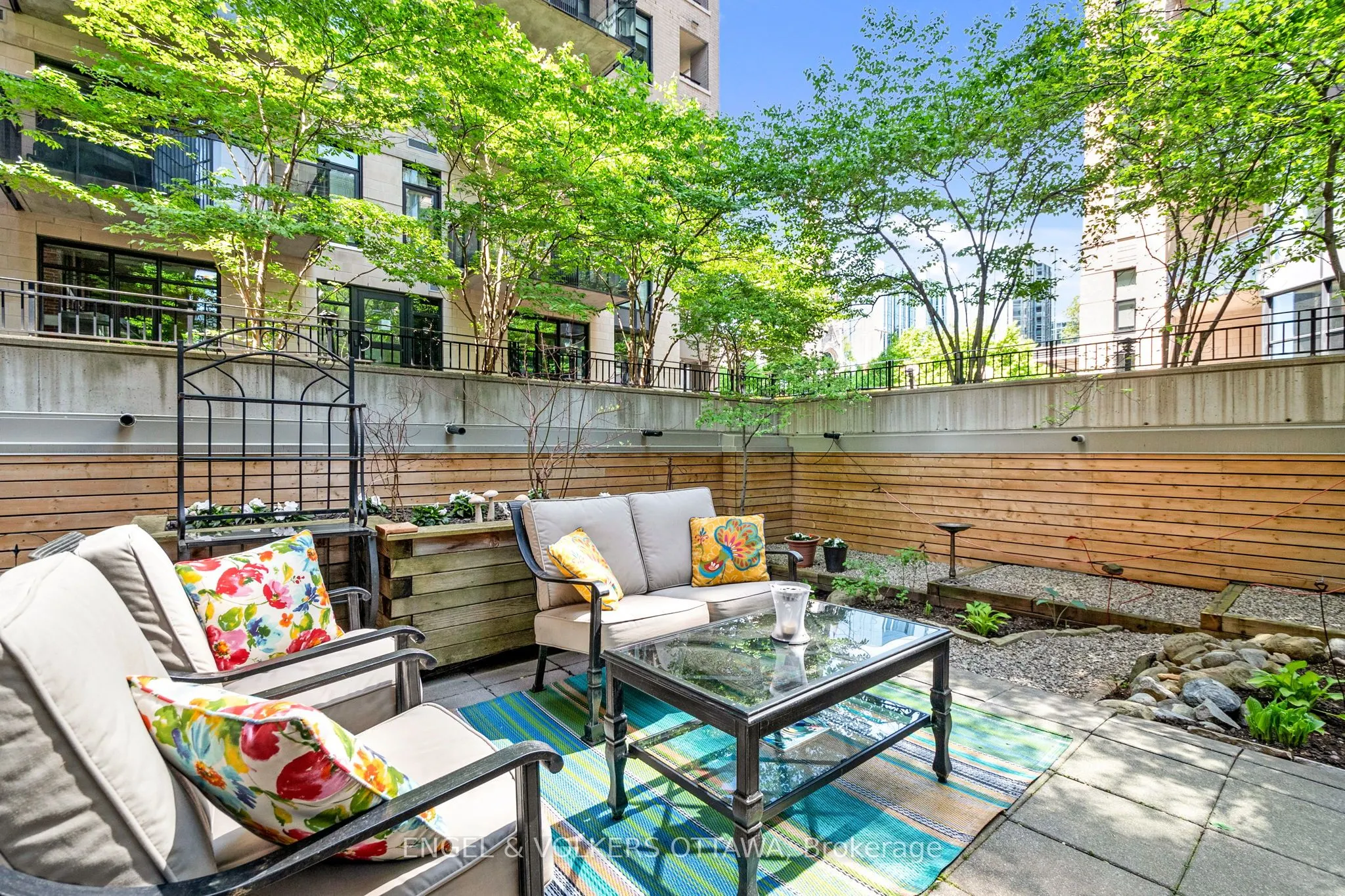 375 Lisgar Street, #203