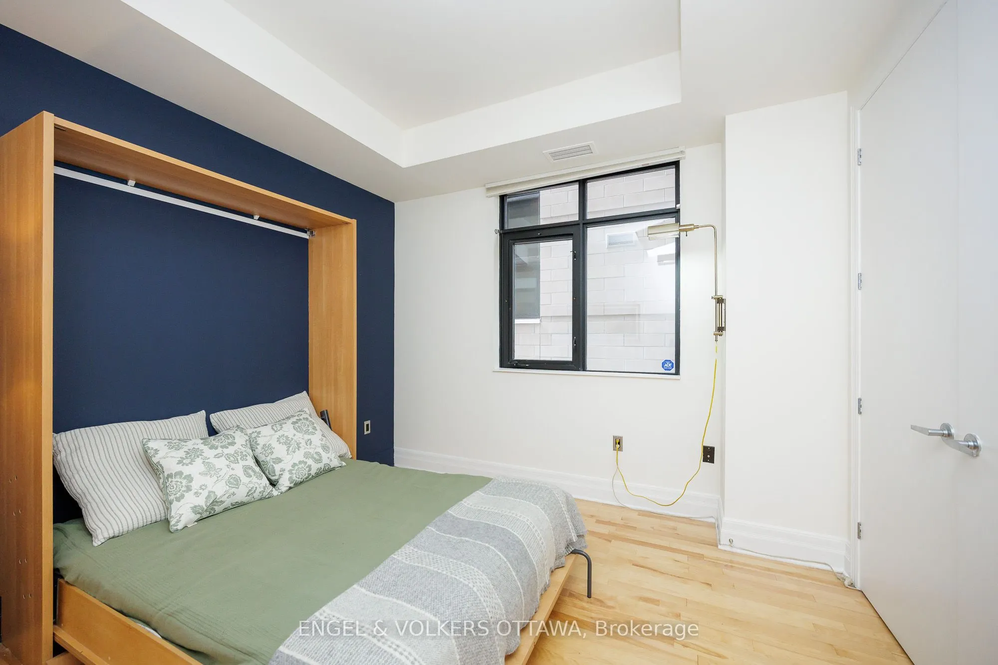 375 Lisgar Street, #203