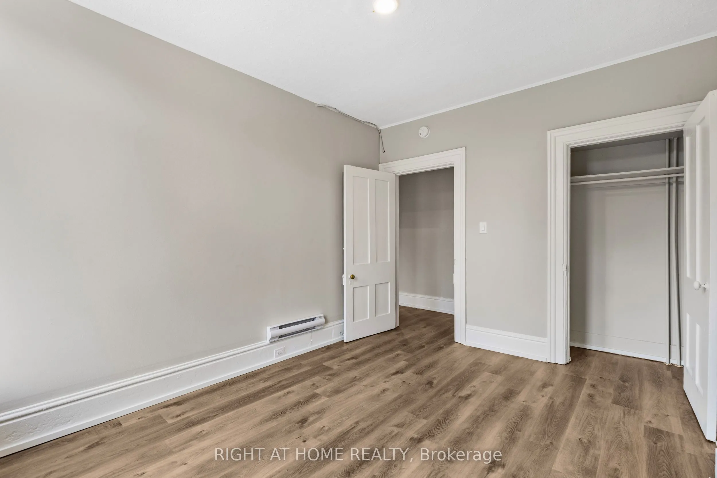82 Welland Avenue, #10