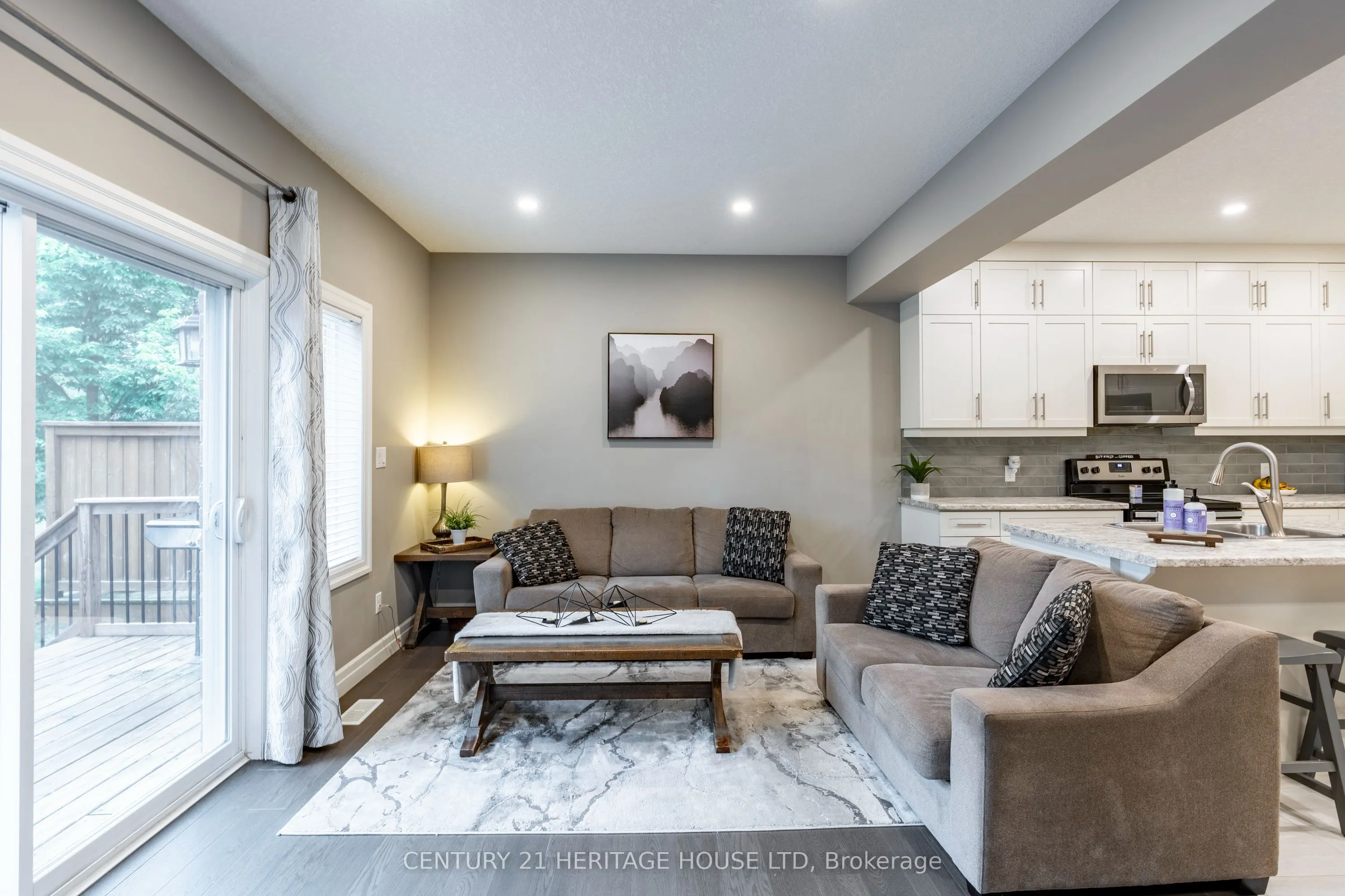 50 Bute Street, #5