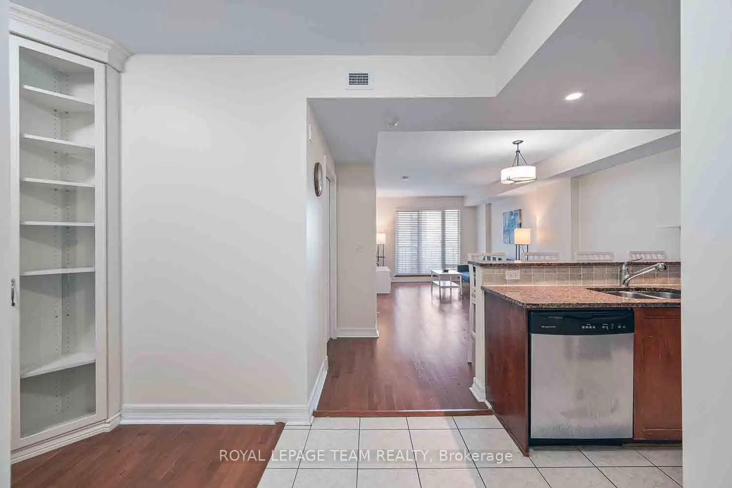 200 BESSERER Street, #909