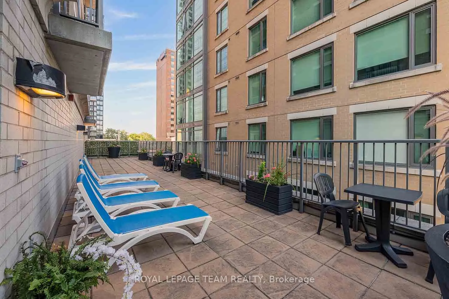 200 BESSERER Street, #909