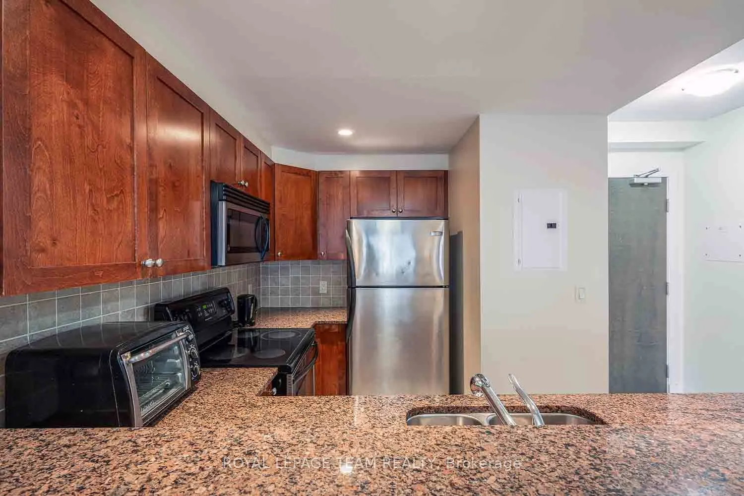 200 BESSERER Street, #909