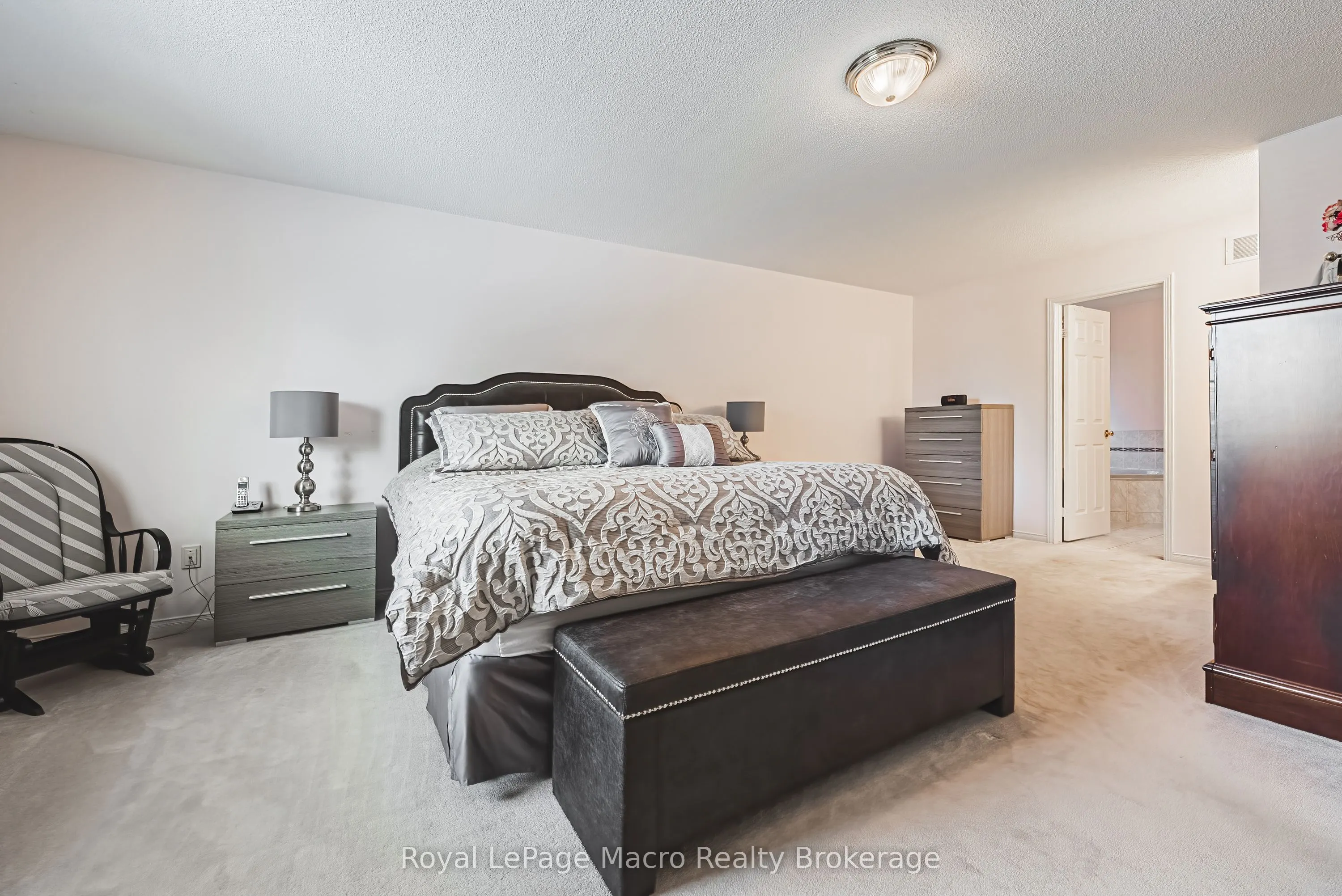 81 Jacqueline Boulevard
