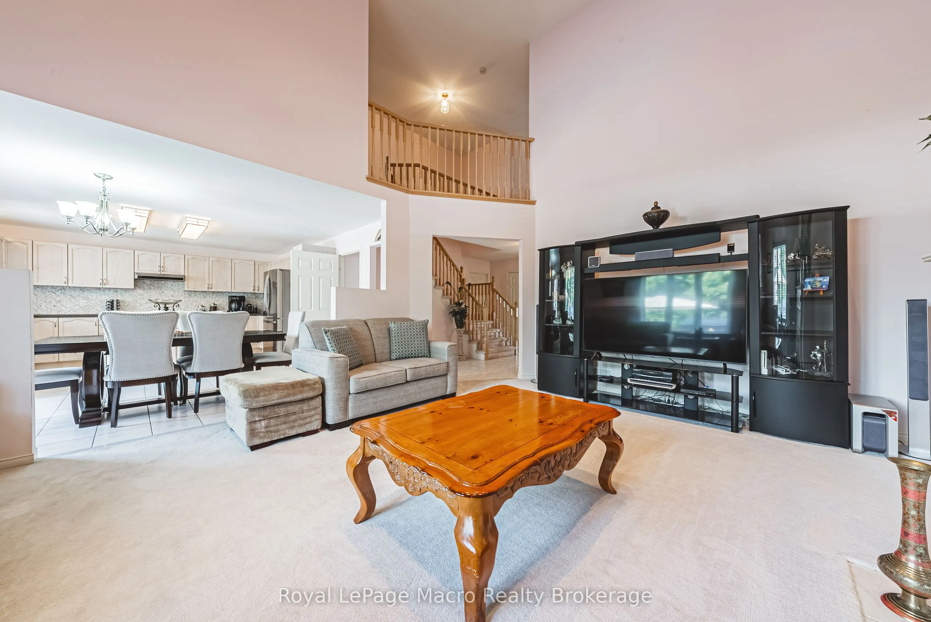 81 Jacqueline Boulevard